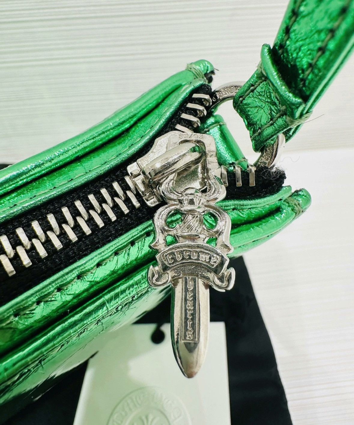 Chrome Hearts Electric green cemetery cross patch the night bag Size ONE SIZE - 4 Thumbnail