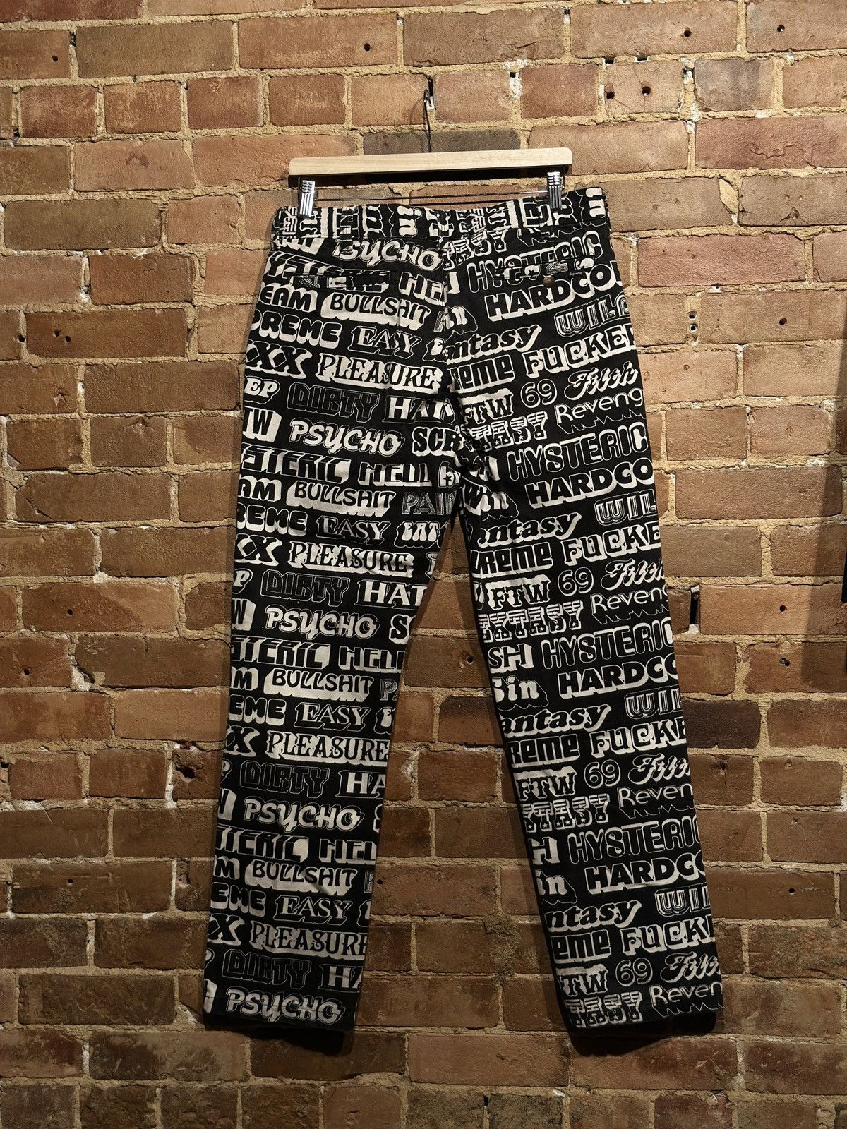 Hysteric Glamour × Supreme Hysteric Glamour x Supreme Text Pants Size US 32 / EU 48 - 2 Thumbnail