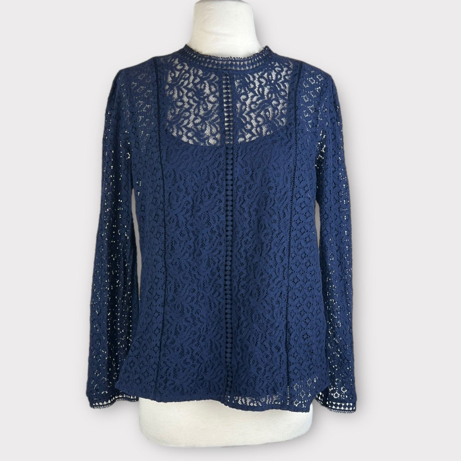 Gap Gap | Eyelet Lace Mock Neck Blouse | Medium Size M / US 6-8 / IT 42-44 - 2 Thumbnail