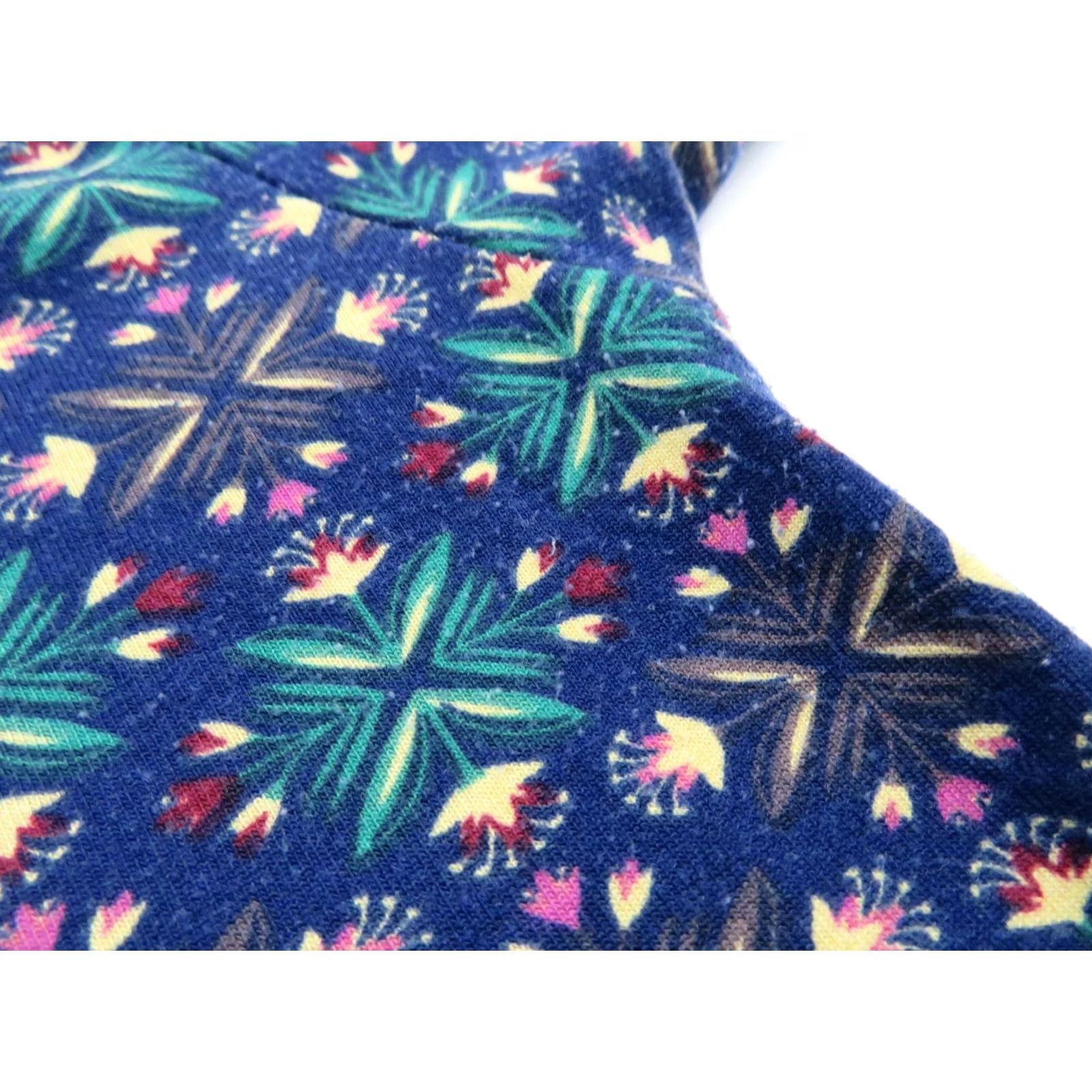 Vintage LuLaRoe Womens Floral Classic T XS Blue Green Yellow Pink Shirt Tee Top Unicorn Size XS / US 0-2 / IT 36-38 - 5 Thumbnail