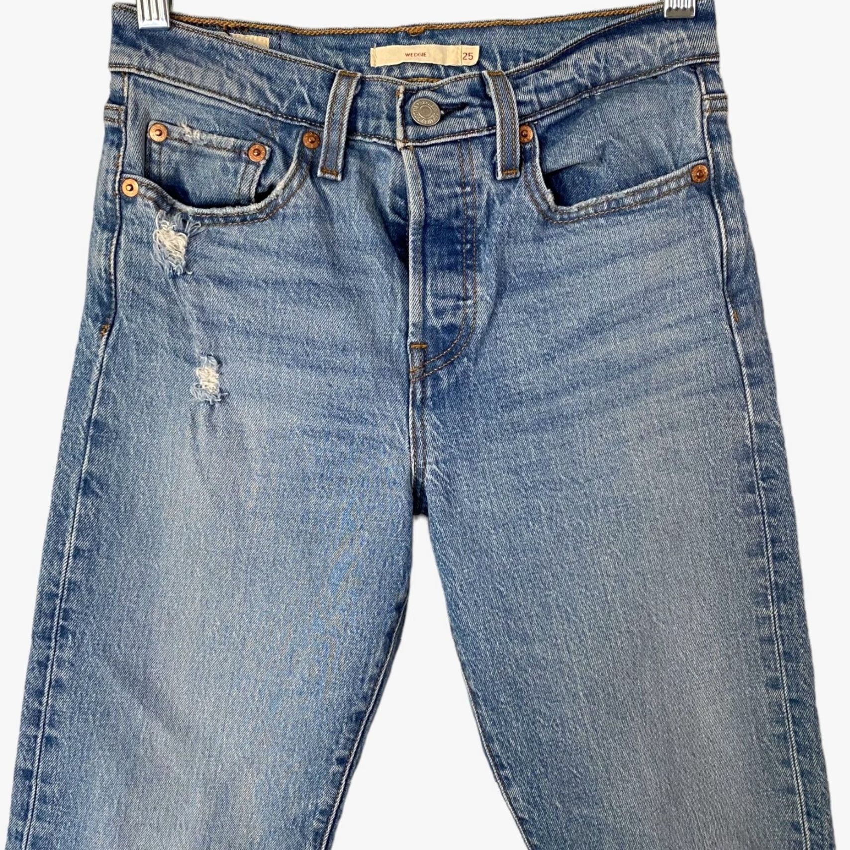 Levi's LEVI'S Wedgie Straight Fit Ankle Jeans Women's 25 High-Rise Distressed Light Wash Denim Size 42" / US 20 - 5 Thumbnail