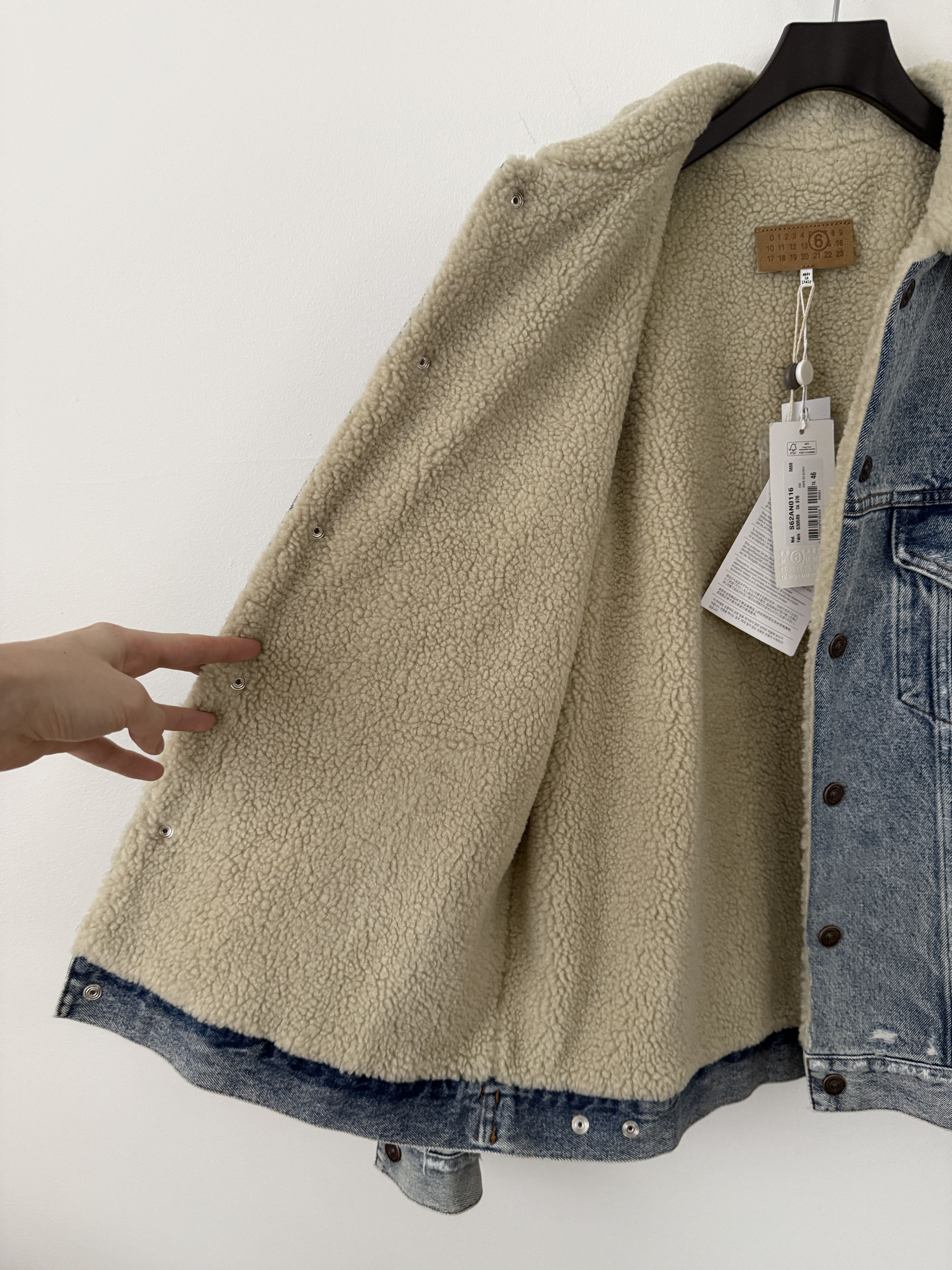 MM6 Distressed Denim Shearling Jacket Size US S / EU 44-46 / 1 - 16 Thumbnail