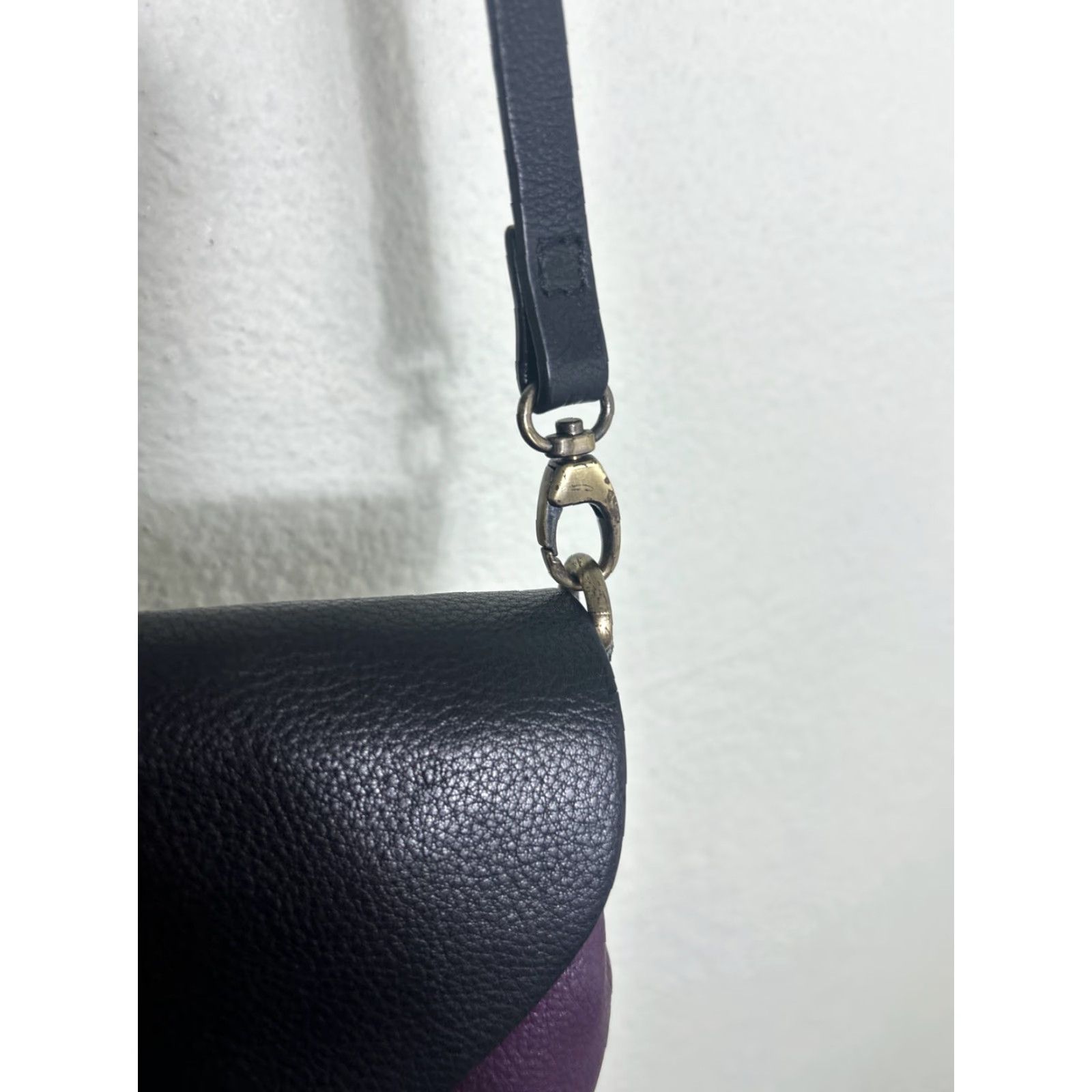 Vintage Hadaki Purple & Black Leather Crossbody Shoulder Bag Organizer Purse Clutch Size ONE SIZE - 7 Thumbnail