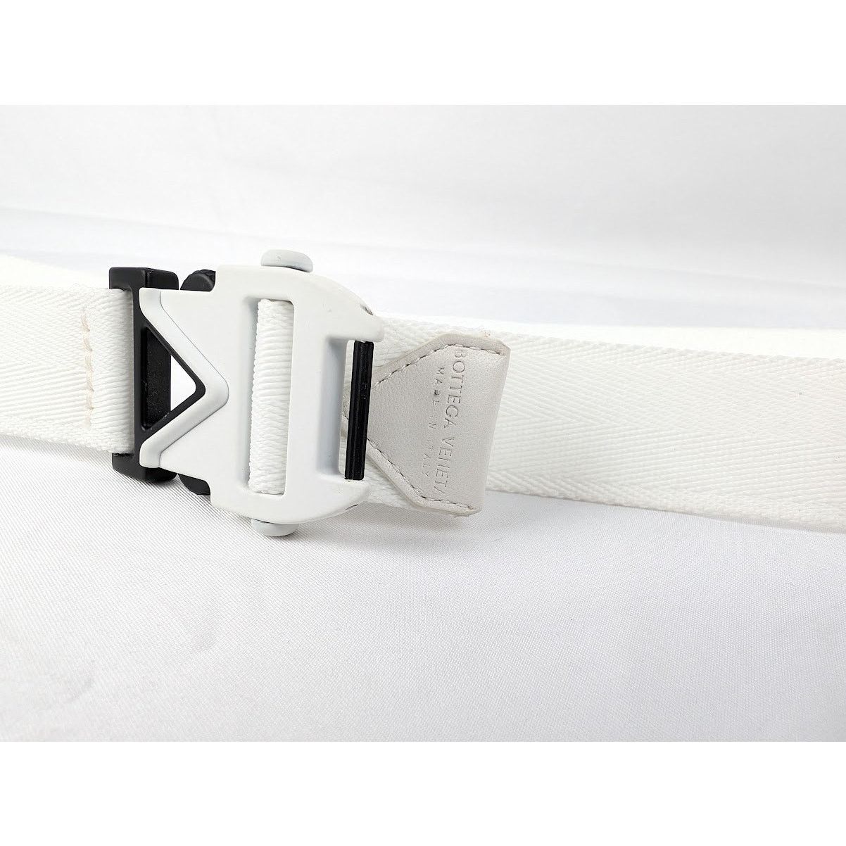Bottega Veneta o1rshd1 Size: 95cm / Webbing Nappa Belt in White Size 36 - 4 Thumbnail