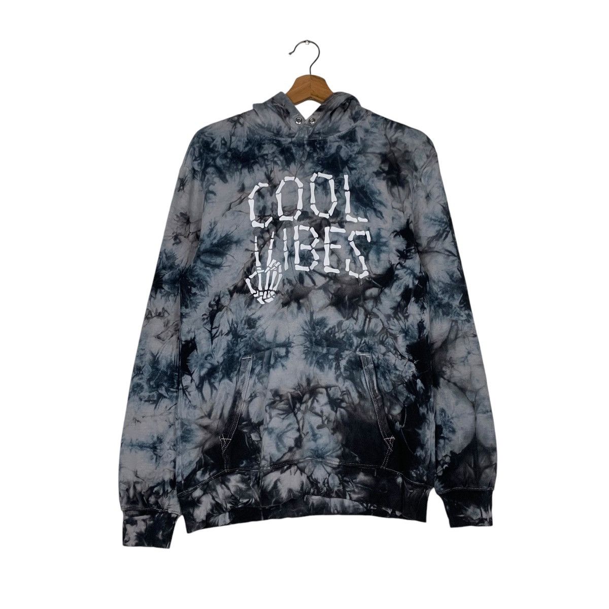 VIBE COOL VIBES TIE DYE YOUTH PULLOVER HOODIES #1546-C69 Size US XS / EU 42 / 0 - 10 Thumbnail