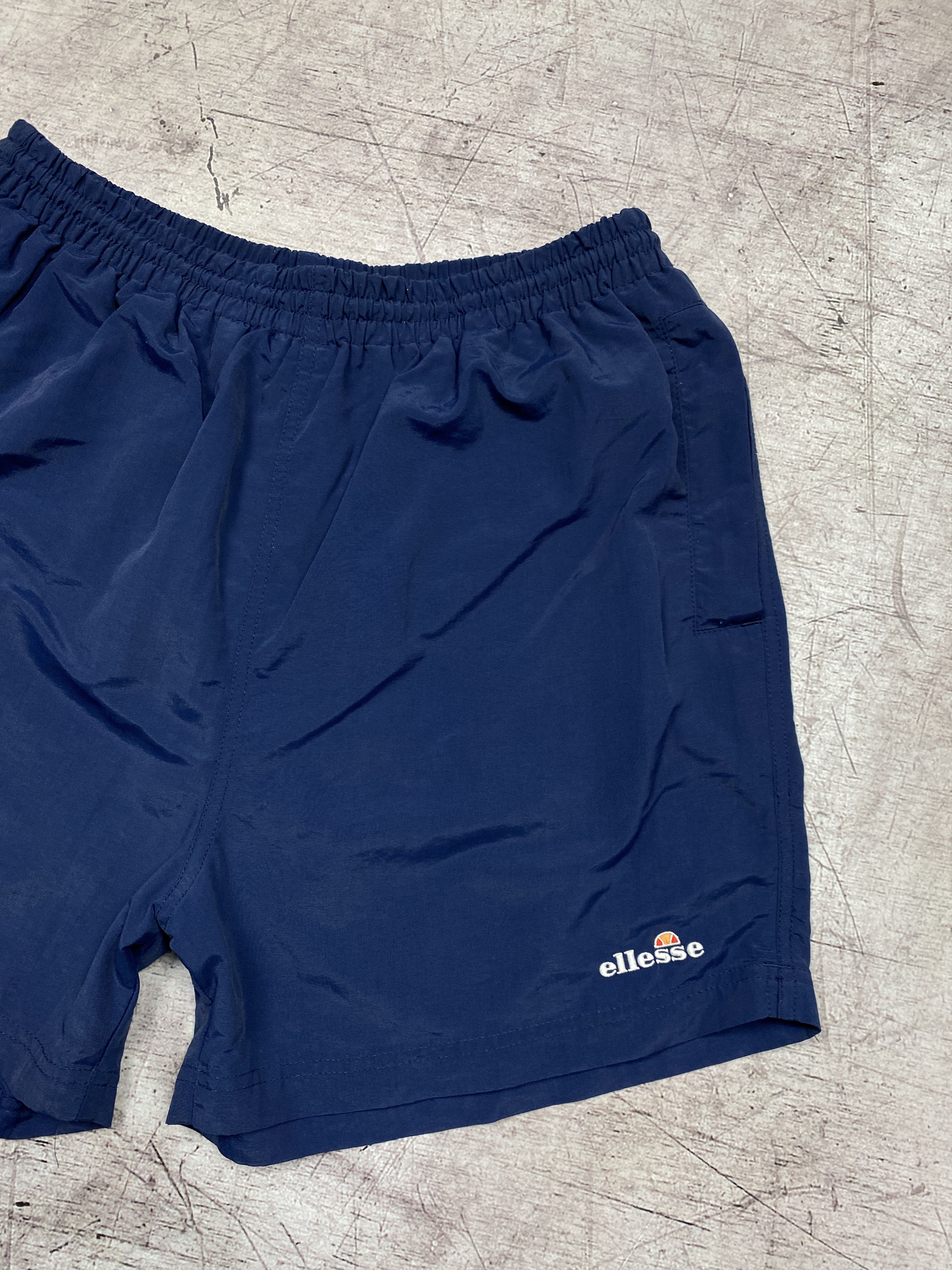 Ellesse Ellesse Vintage Mens Nylon Shorts Size US 34 / EU 50 - 2 Thumbnail