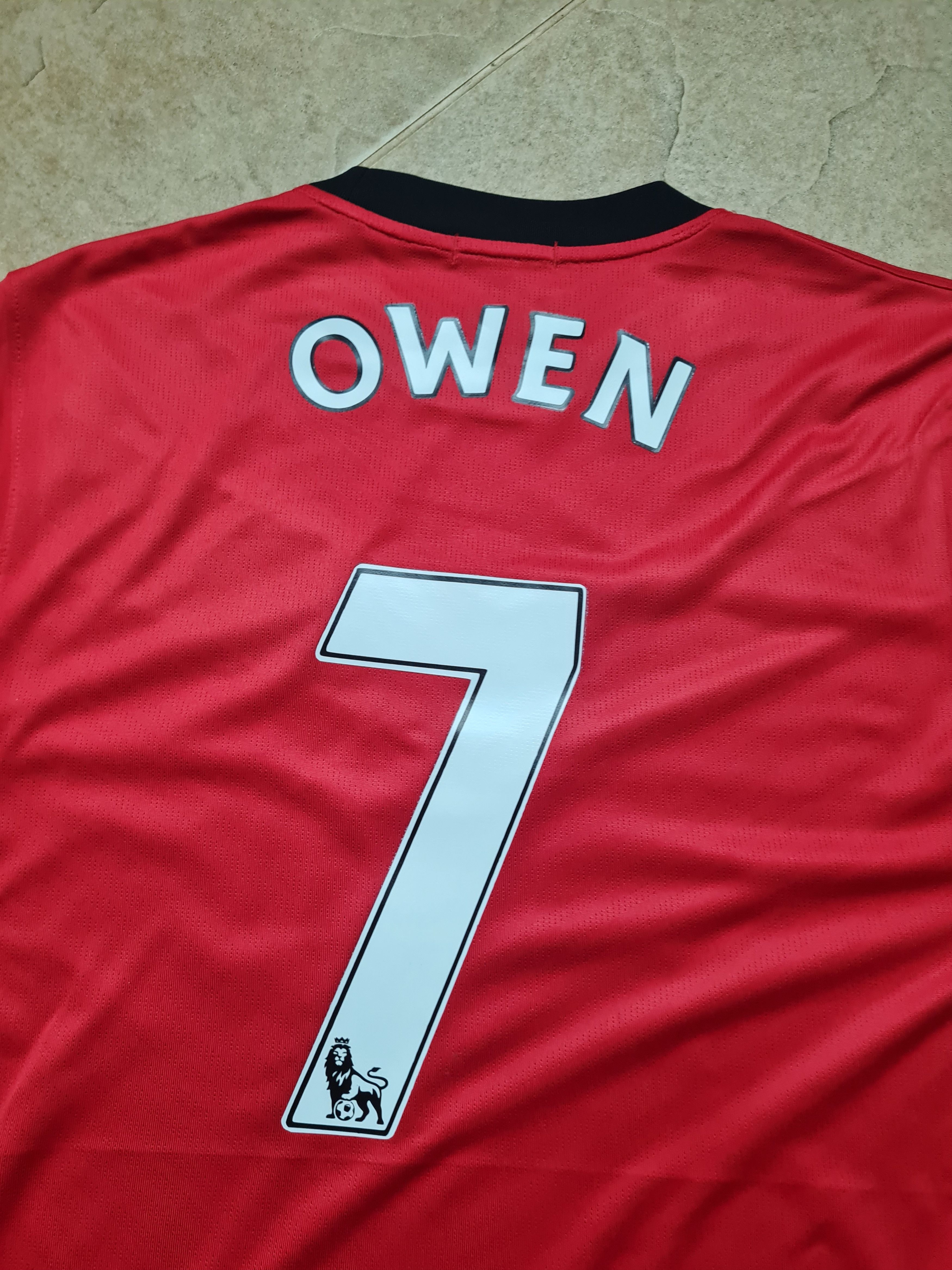 Nike MANCHESTER UNITED 2009/2010 NIKE HOME FOOTBALL SHIRT #7 OWEN Size US M / EU 48-50 / 2 - 15 Thumbnail