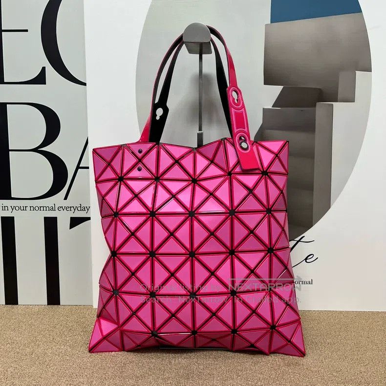 Other Issey Miyake Pink Handbag Size ONE SIZE - 2 Thumbnail
