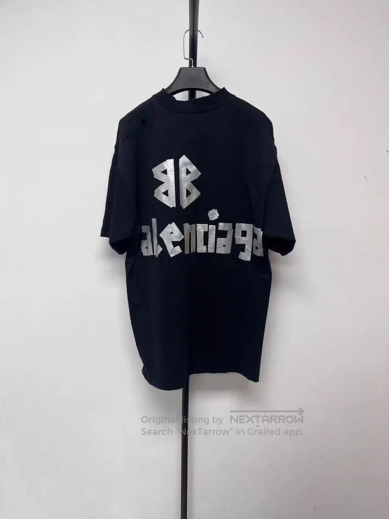 Balenciaga Balenciaga Letter Print Worn Short Sleeve Round Neck T-Shi Size XS / US 0-2 / IT 36-38 - 2 Thumbnail
