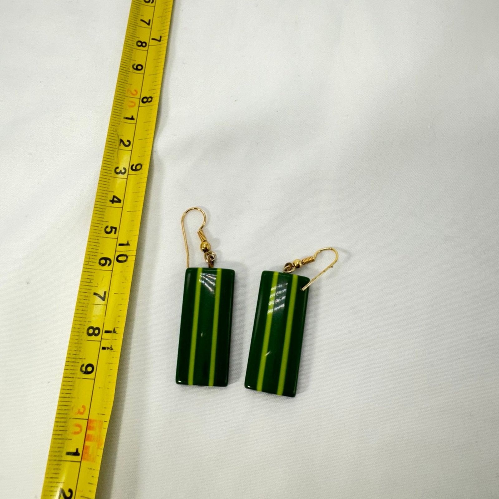 NBDN Nobrandedon VTG Lucite ribbon earrings Size ONE SIZE - 6 Thumbnail