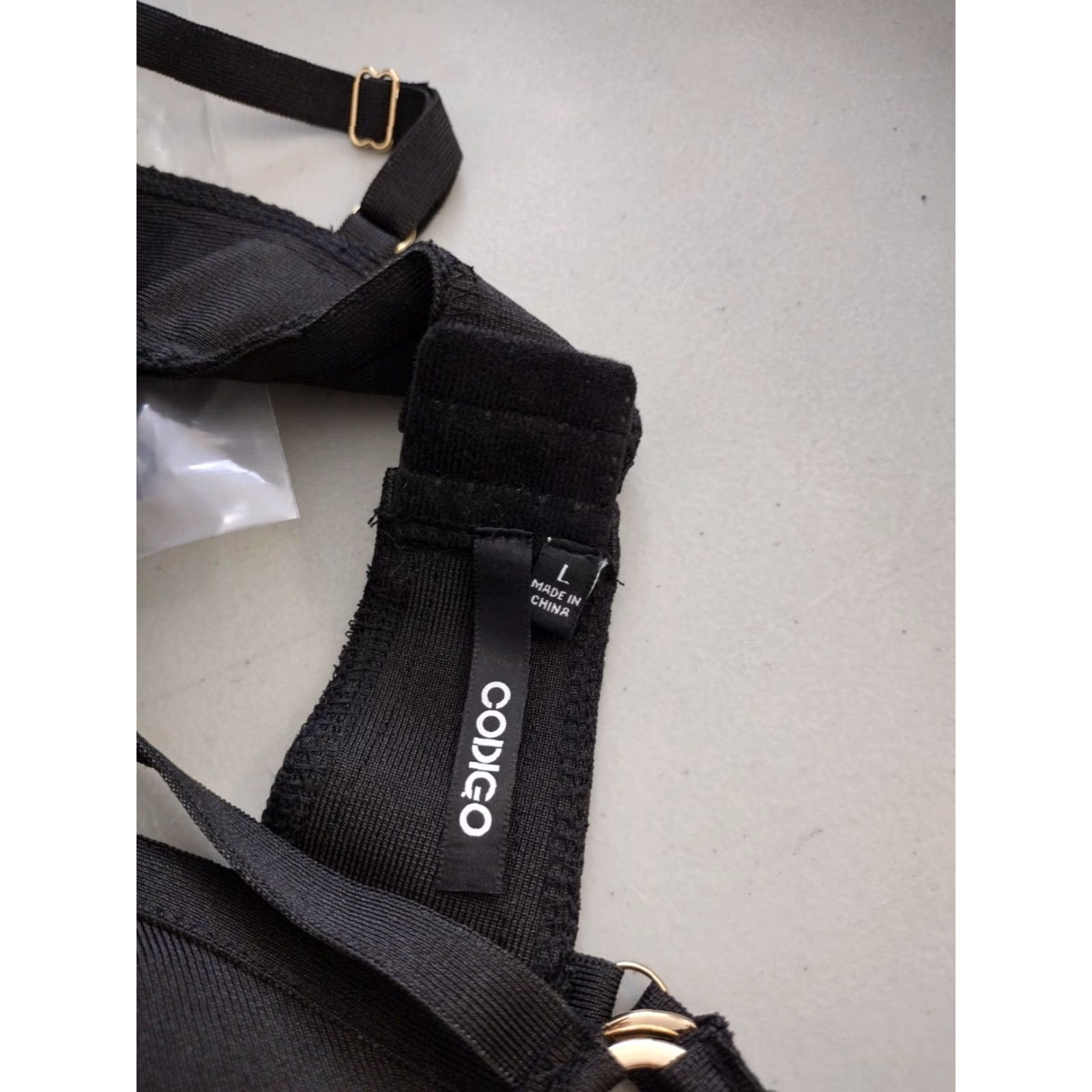 Vintage Codigo Lively Black Y Ring Padded Wireless Bra Size L Woman Black Y Ring Padded Wireless Bra L Adults Womens Size ONE SIZE - 6 Thumbnail