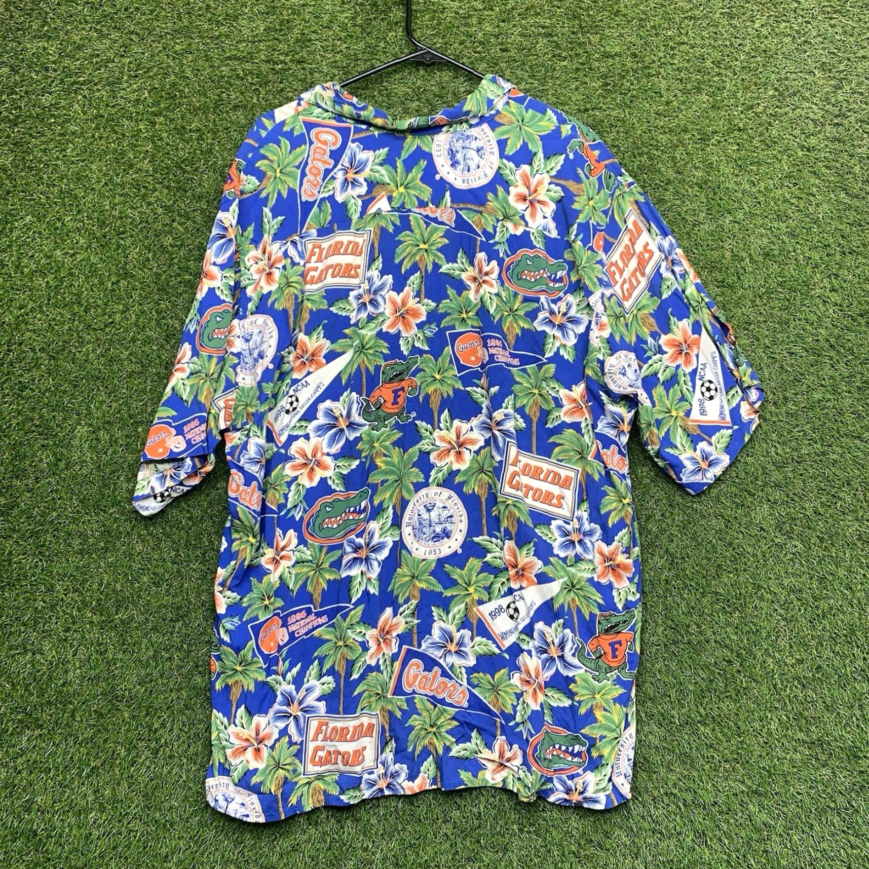 Reyn Spooner Vintage Reyn Spooner Men's Hawaiian Shirt 2XL Short Sleeve Button-Up Blue Floral Tropical Size US XXL / EU 58 / 5 - 2 Thumbnail