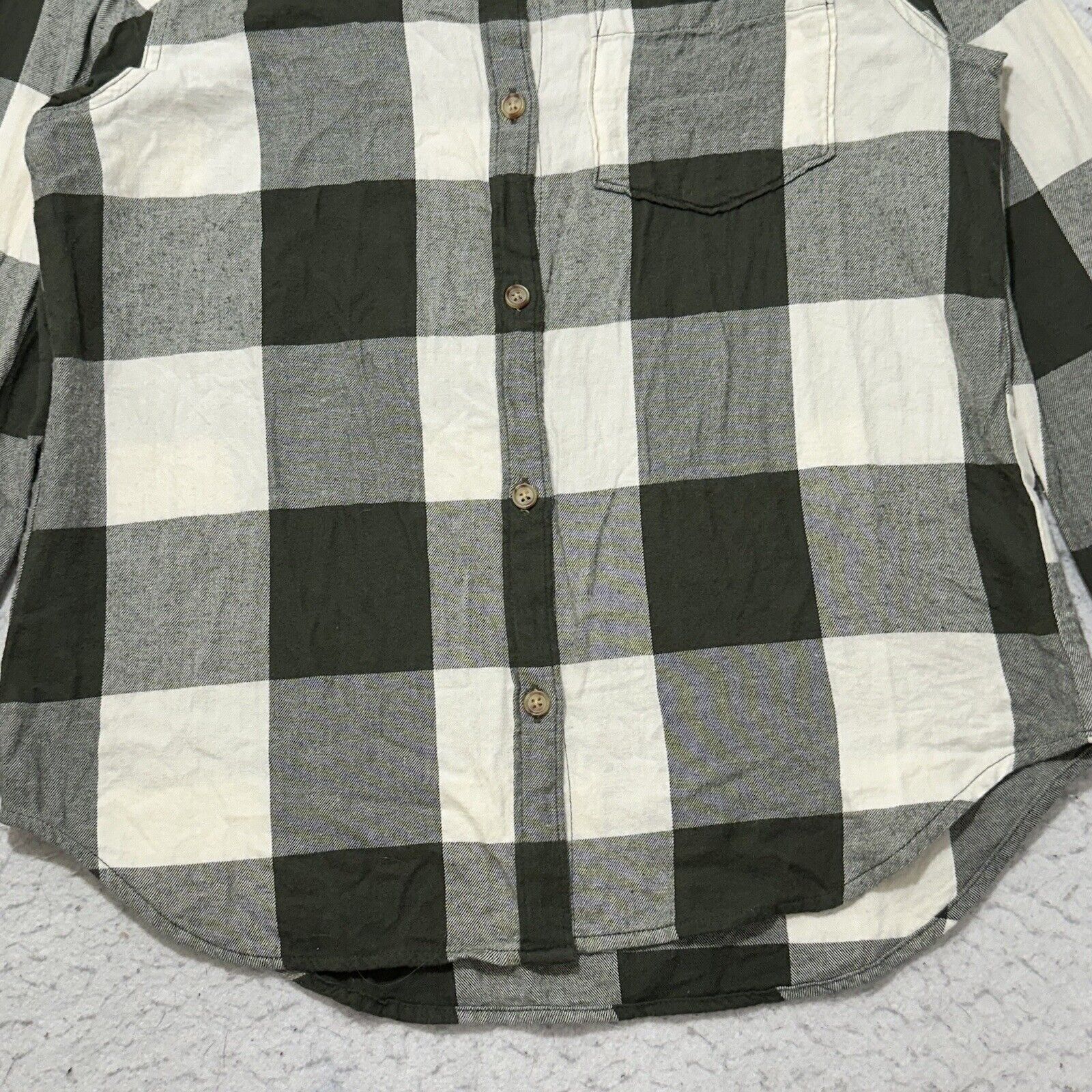 Old Navy Old Navy Petite Small Green White Plaid Button Down Shirt Size S / US 4 / IT 40 - 5 Thumbnail