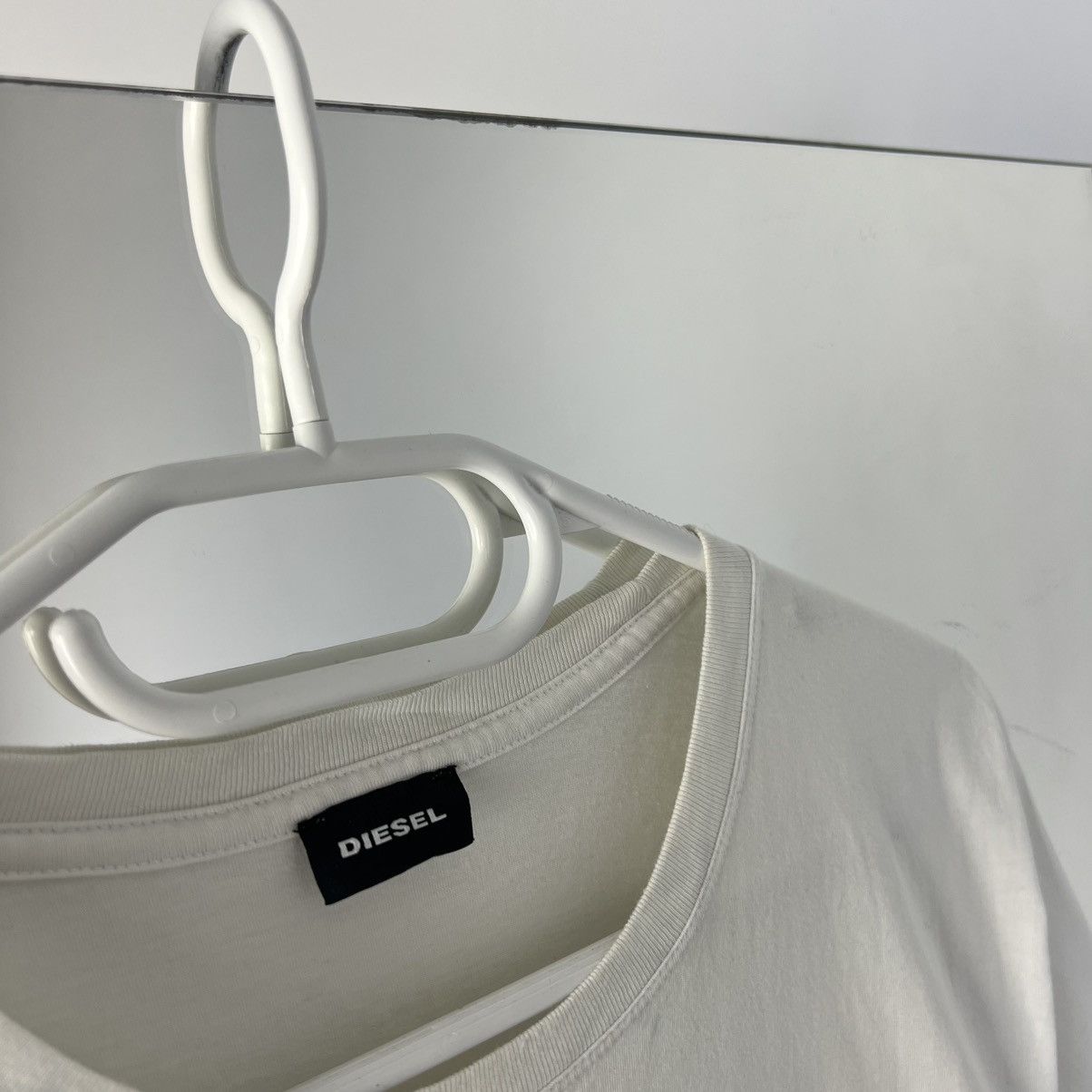 Diesel Vintage Diesel Big Logo Luxury T-Shirt Streetwear Style Size US XL / EU 56 / 4 - 3 Thumbnail