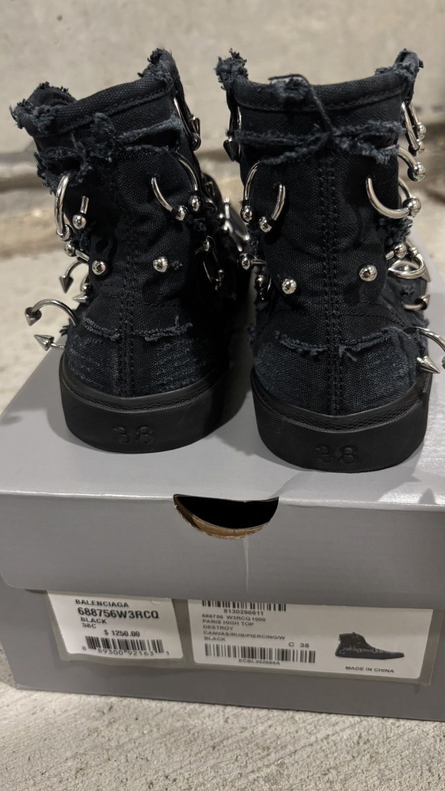Balenciaga Balenciaga Distressed Pierced Paris Sneaker Size US 9 / EU 42 - 16 Thumbnail