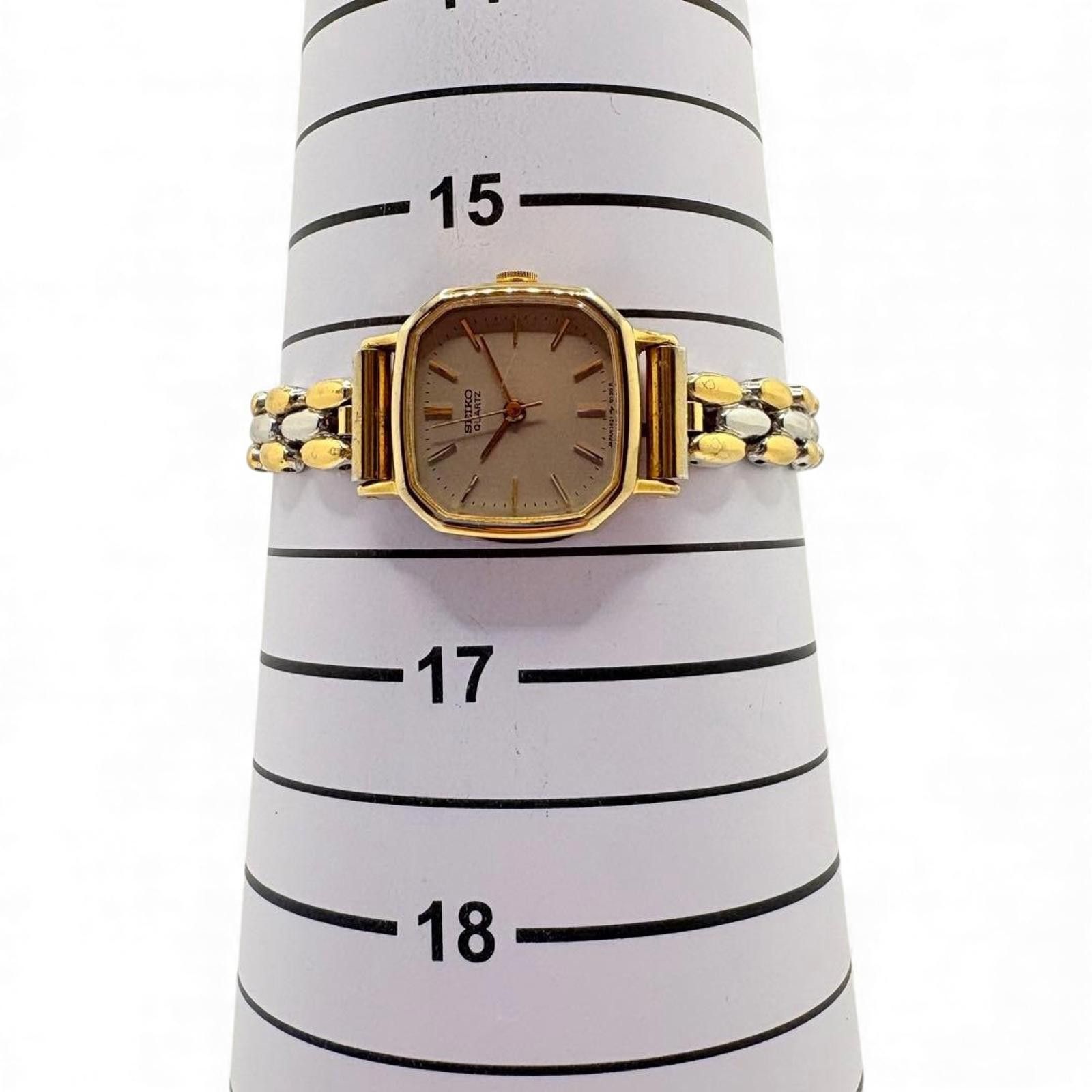 Seiko Seiko - Vintage Quartz Wristwatch Two-Tone Gold and Silver Size ONE SIZE - 9 Thumbnail
