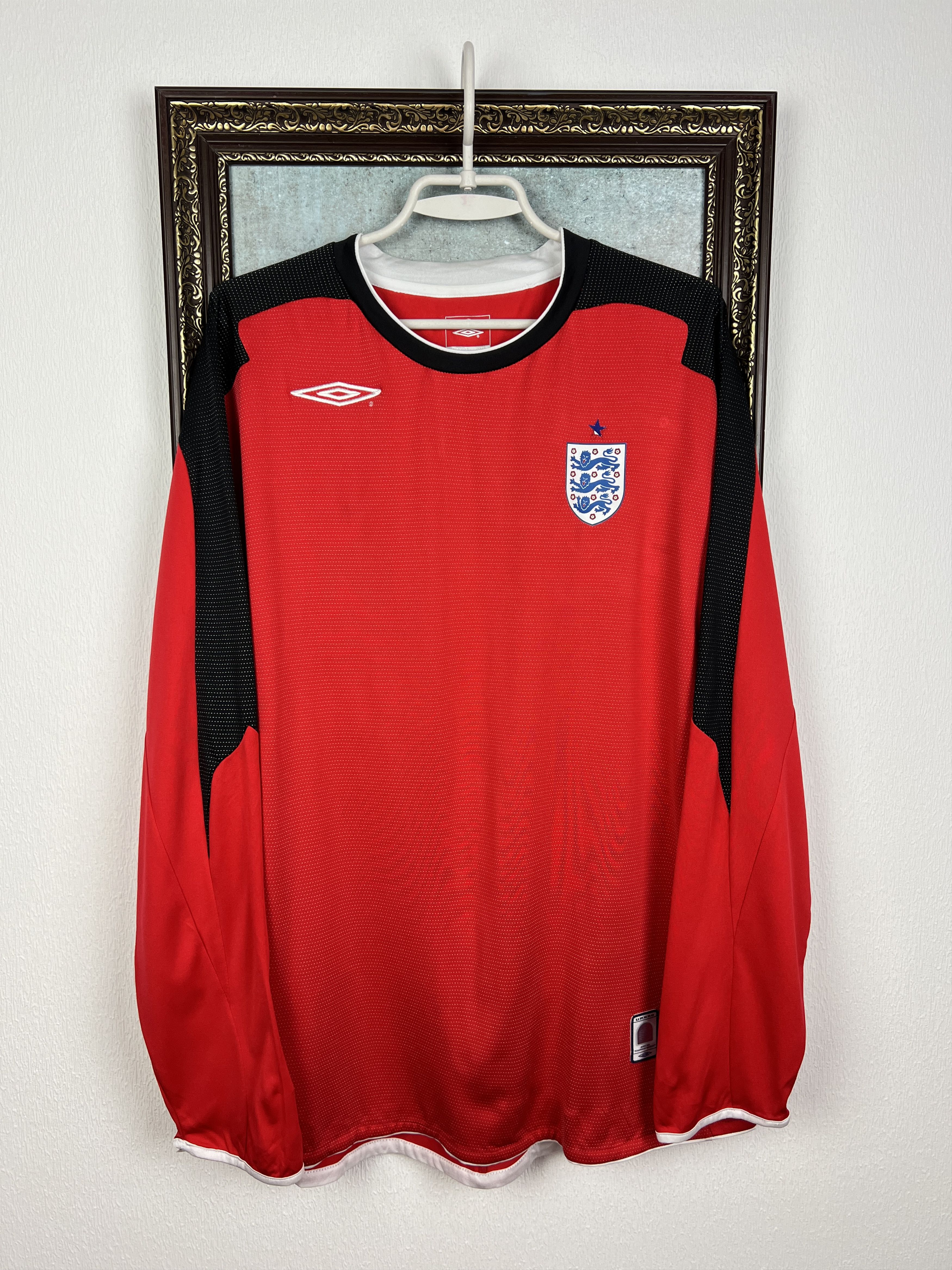 Umbro England Goalkeeper football shirt Soccer Long Sleeve Jersey Size US M / EU 48-50 / 2 - 1 Thumbnail
