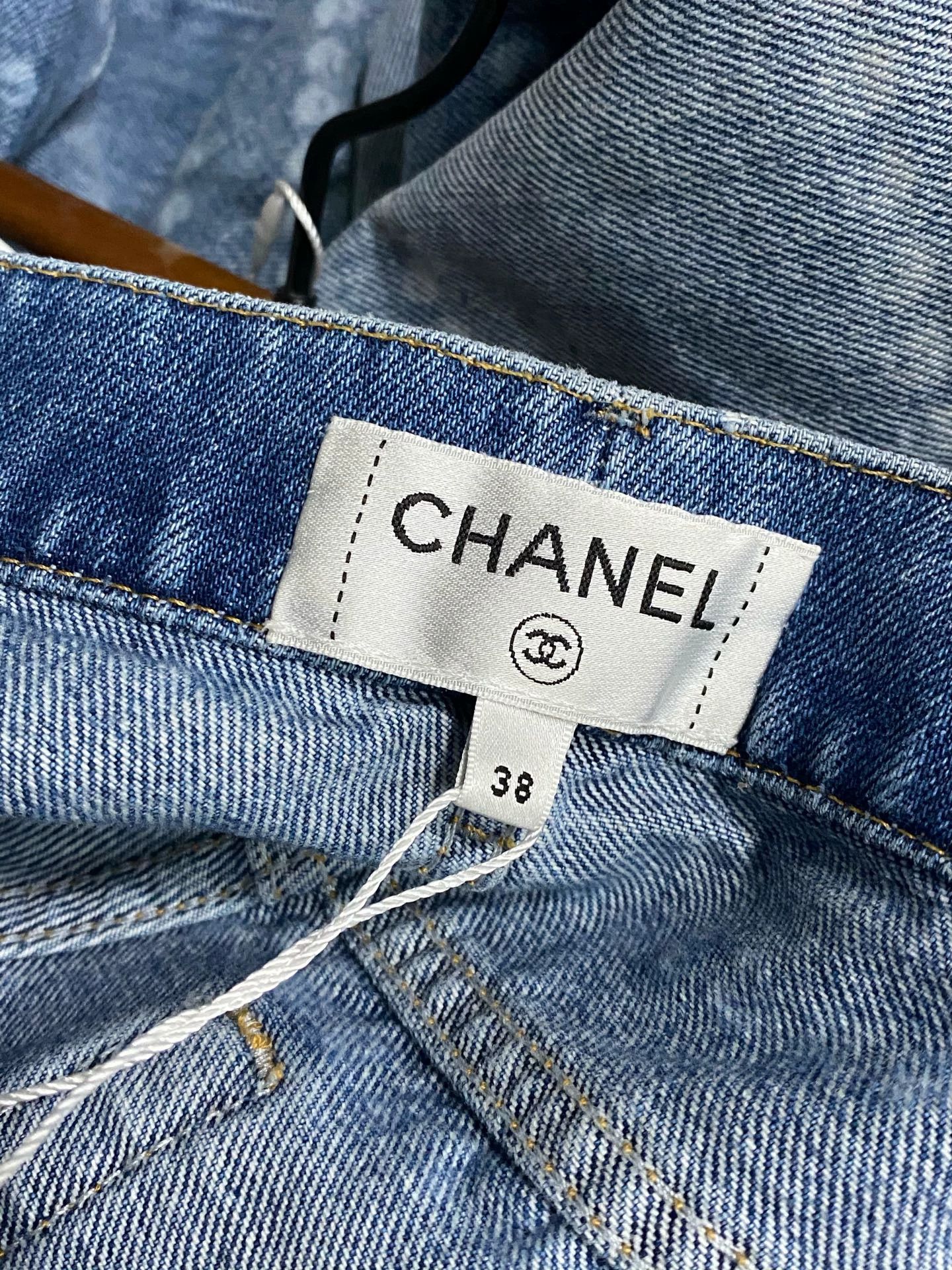 Chanel Chanel Women's Pearl Chain Denim Jeans 38 New Size 27" / US 4 / IT 40 - 5 Thumbnail