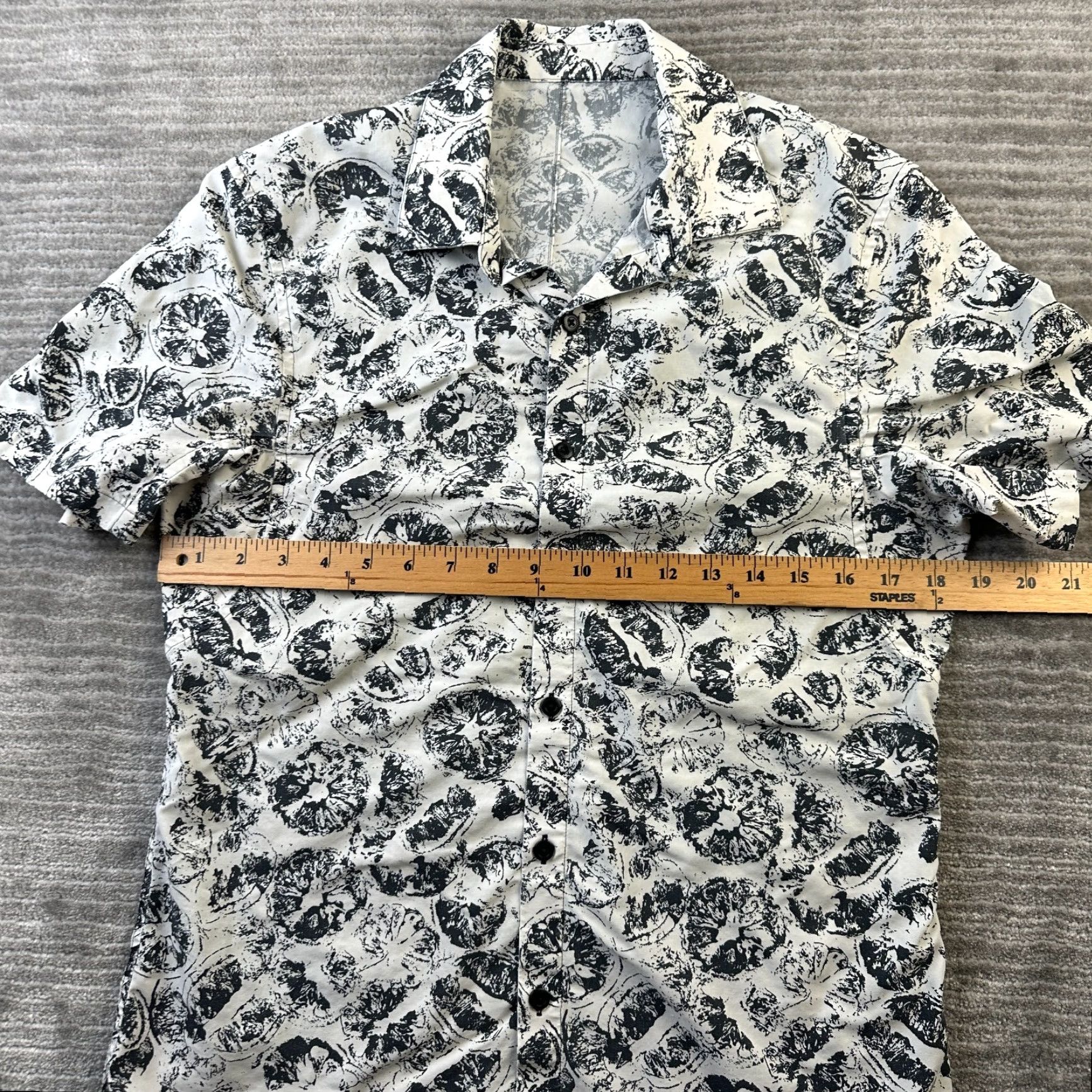 Lululemon Lululemon Shirt Mens Small Button-Up Short Sleeve Black Geometric Cotton Polyester Casual Business Mens Size US S / EU 44-46 / 1 - 6 Thumbnail