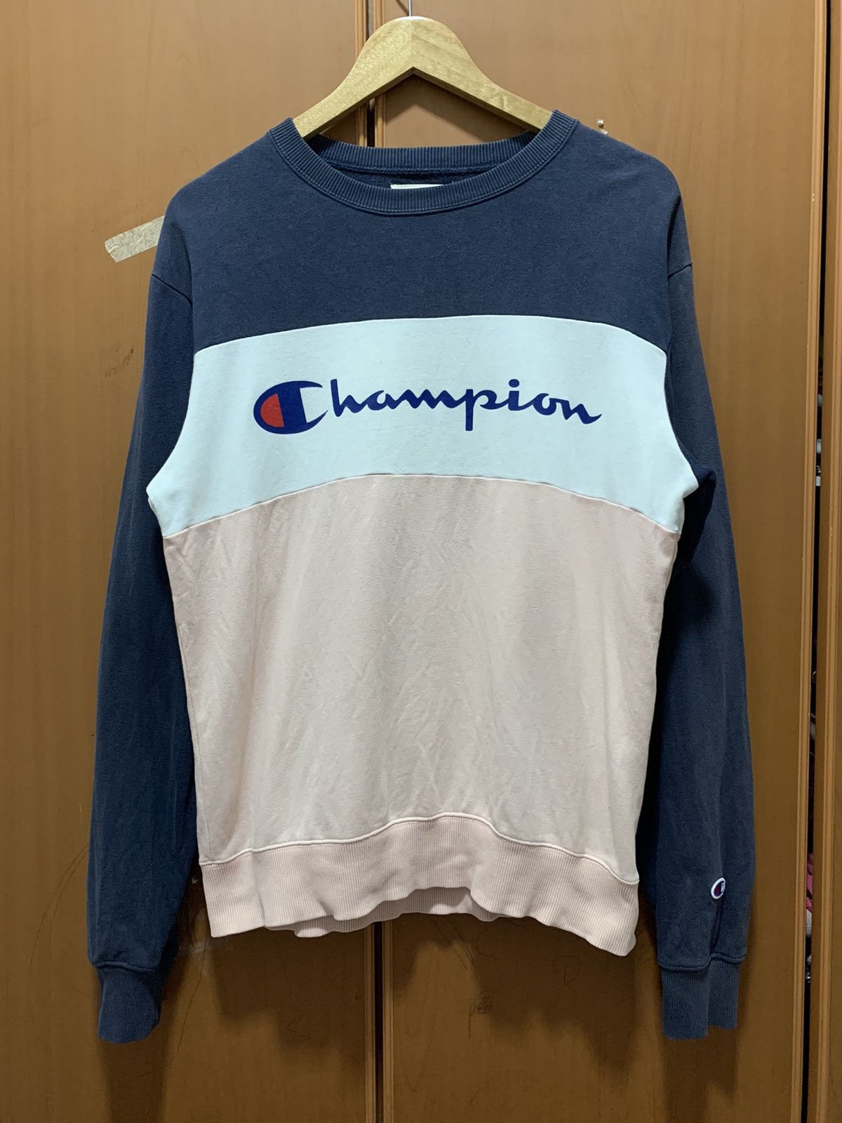 Champion Y2K Champion Sweatshirt Medium Size Size US M / EU 48-50 / 2 - 1 Thumbnail