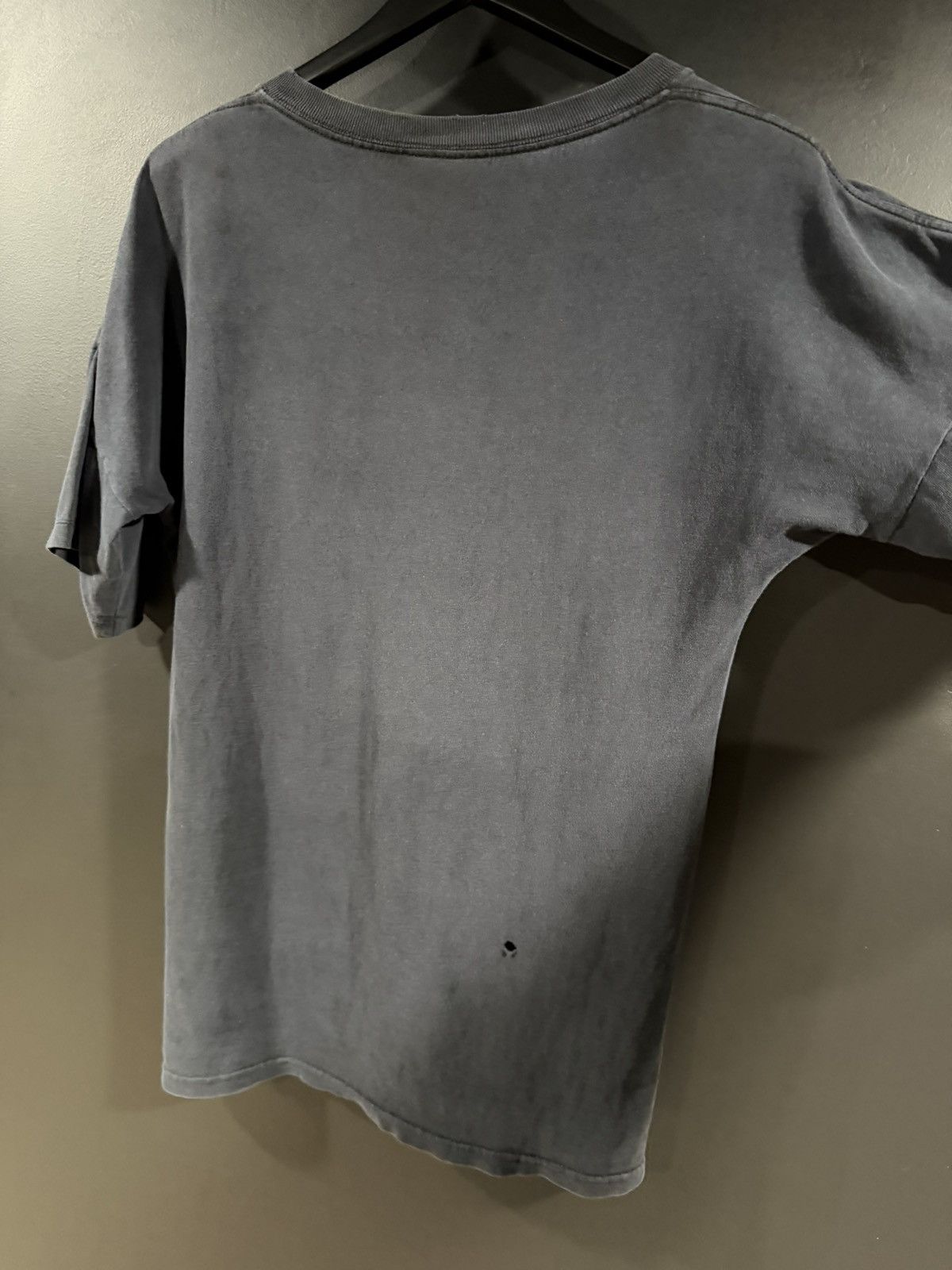 Band Tees 2007 Vintage Nirvana Kurt Cobain Muddy Banks Fade Band Tee L Size US L / EU 52-54 / 3 - 8 Thumbnail