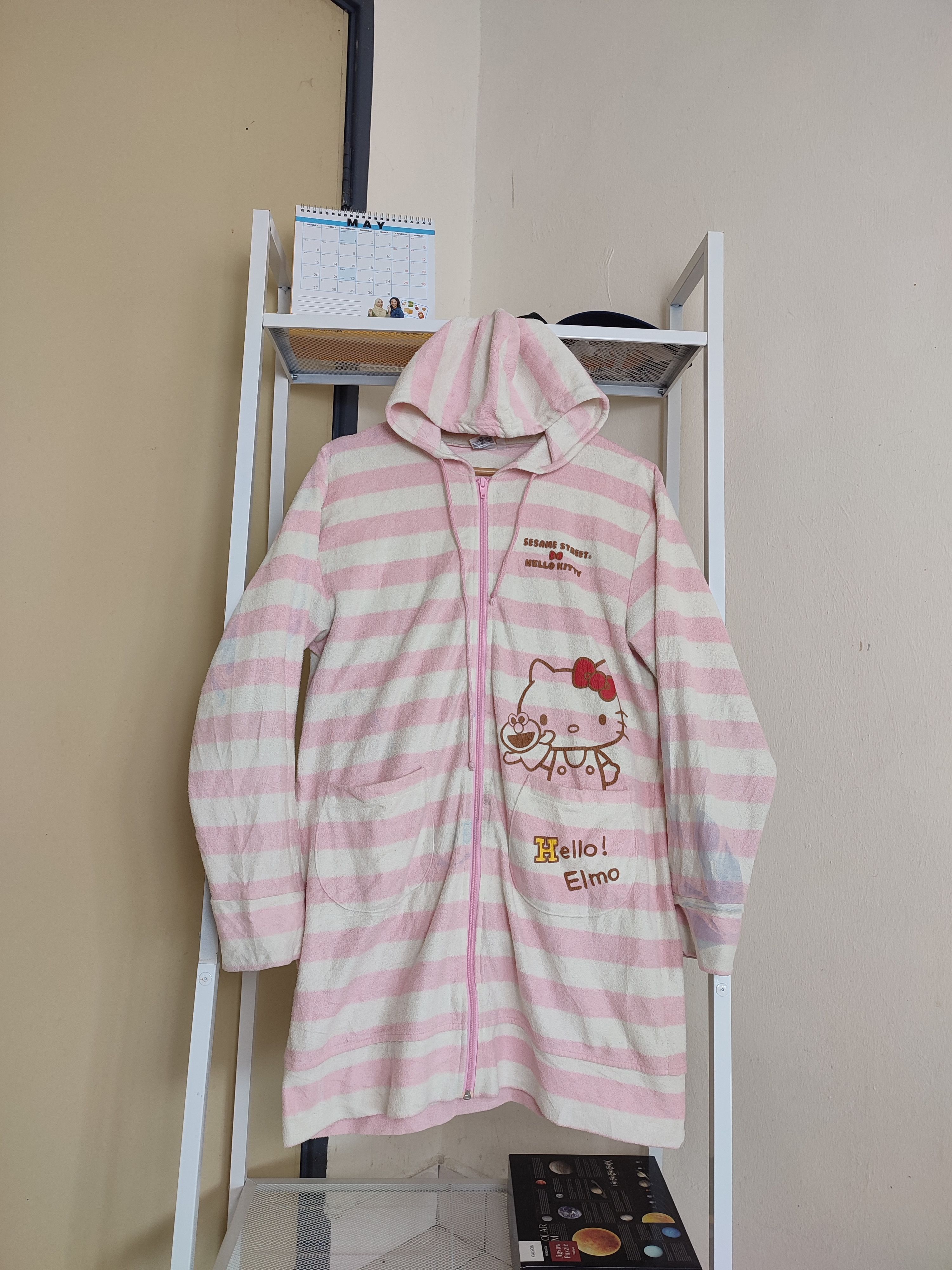 💥Rare💥 Vintage Hello Kitty X Sesame Street Hoodie