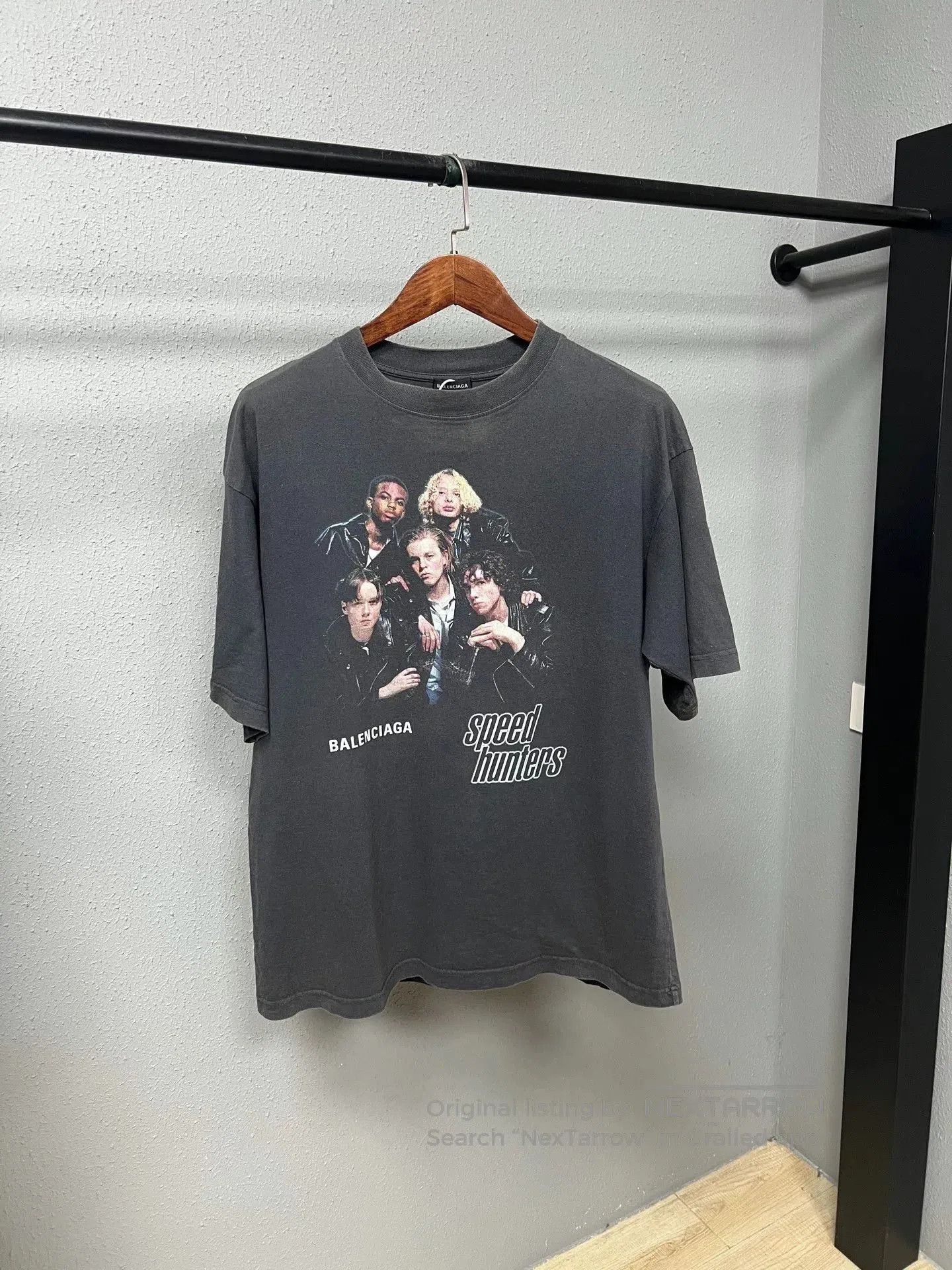 Balenciaga Balenciaga Black Graphic Short Sleeve T. Size US S / EU 44-46 / 1 - 1 Thumbnail