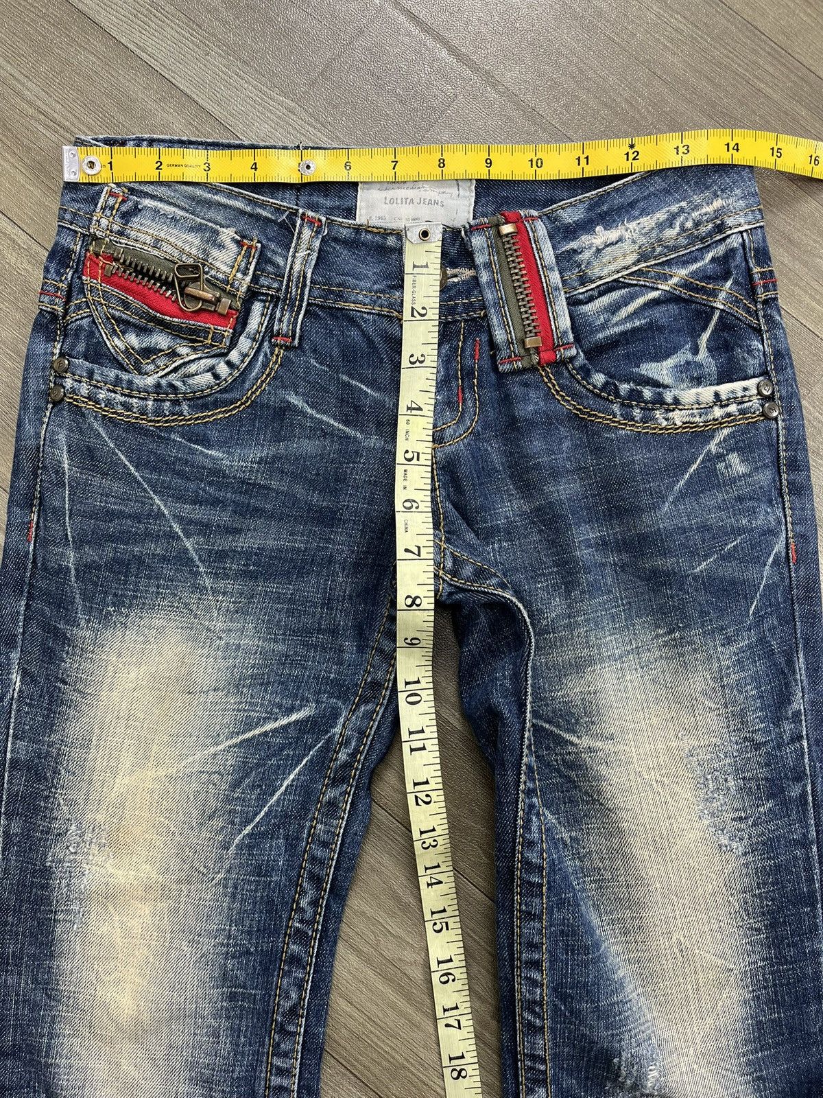 Japanese Brand Y2K Style Yoshitomo Nara Lolita Jeans Distressed 3/4 Jeans Size US 28 / EU 44 - 18 Thumbnail