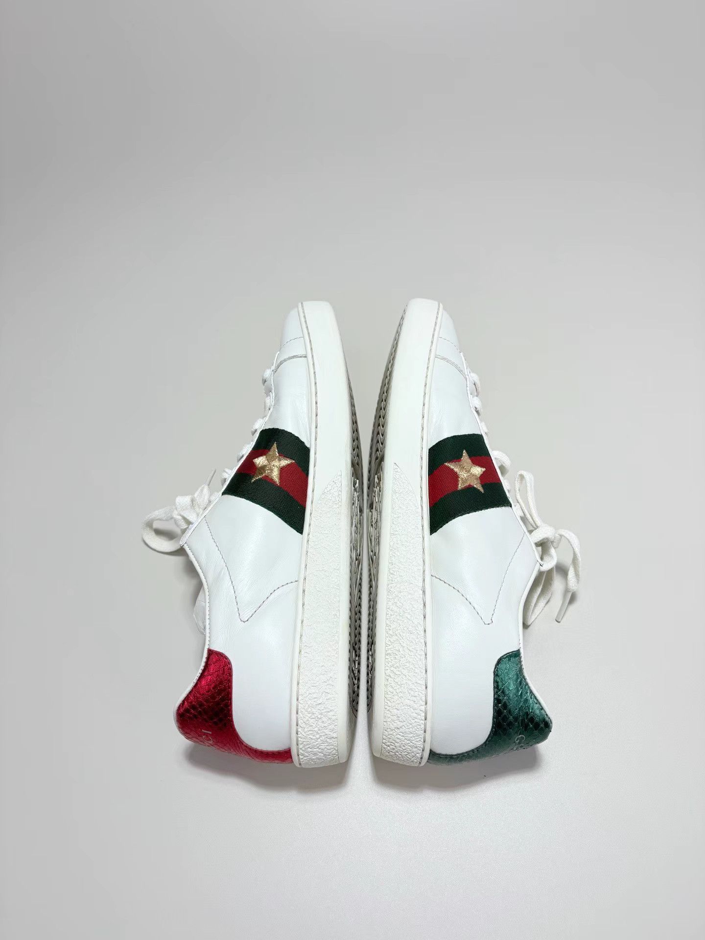Gucci GUCCI Pineapple & Ladybug White Sneakers K1 Size US 5.5 / IT 35.5 - 4 Thumbnail