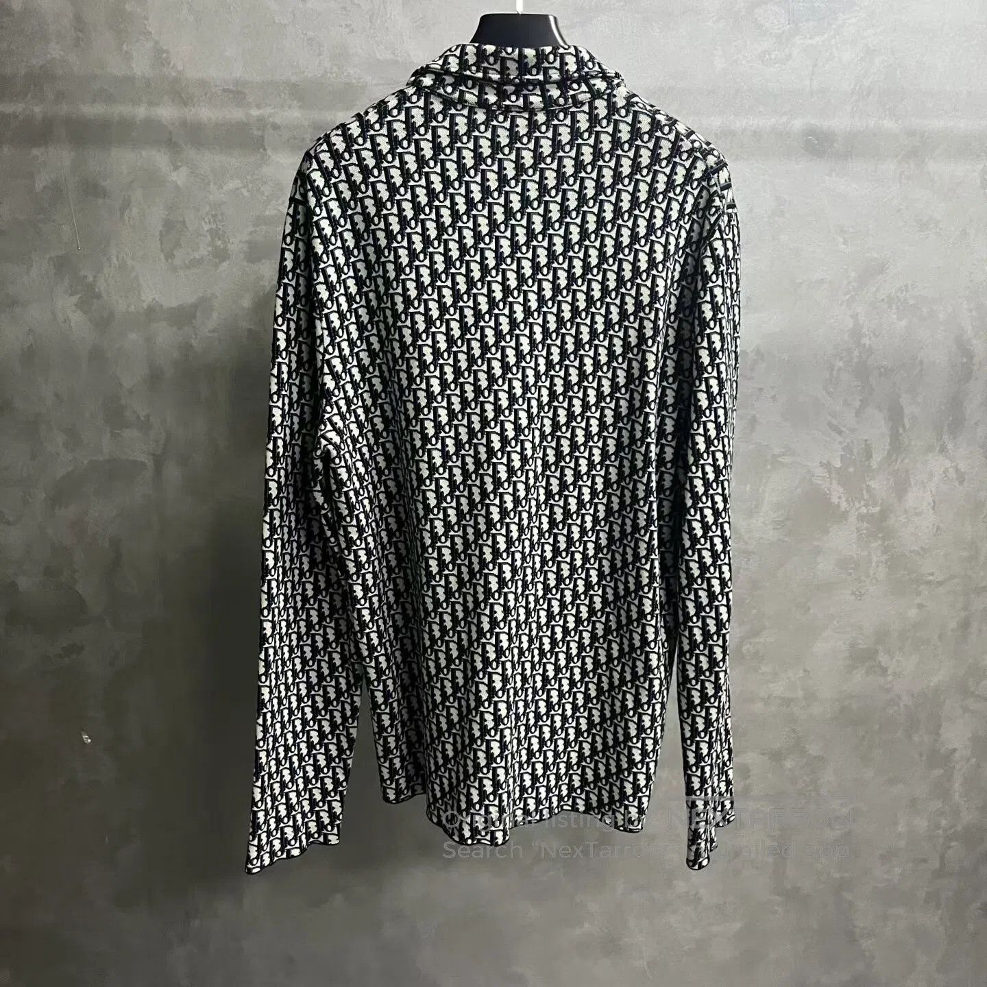 Louis Vuitton Louis Vuitton Classic long-sleeved shirt with a cotton log Size US XL / EU 56 / 4 - 5 Thumbnail