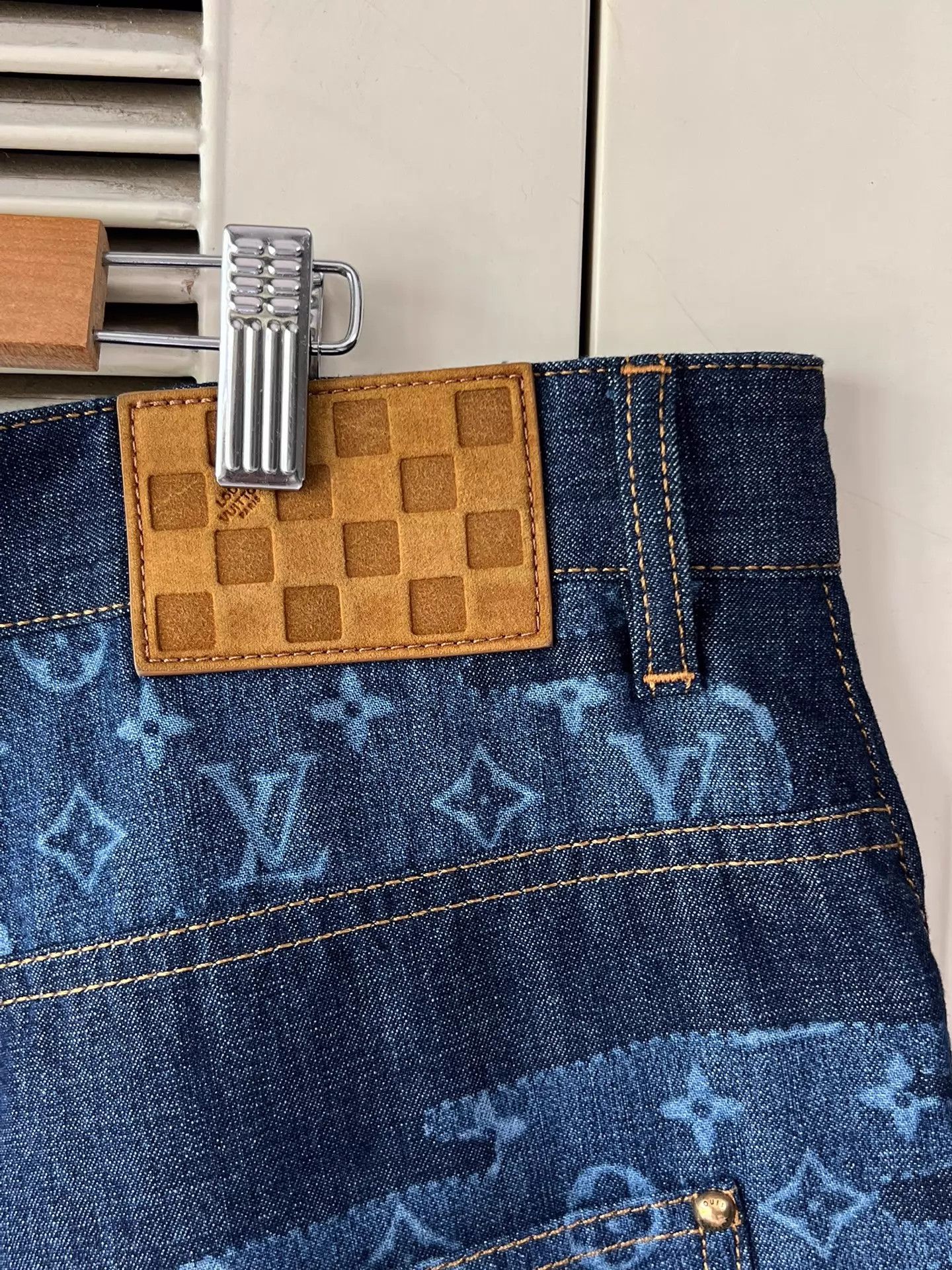 Louis Vuitton LV Monogram Denim Shorts 36 Size US 36 / EU 52 - 4 Thumbnail