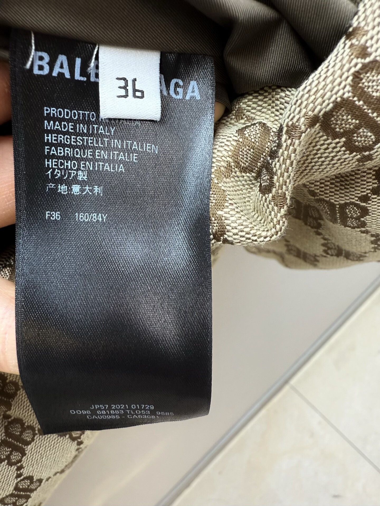 Balenciaga balenciaga gucci collaboration puffer jacket Size US M / EU 48-50 / 2 - 4 Thumbnail