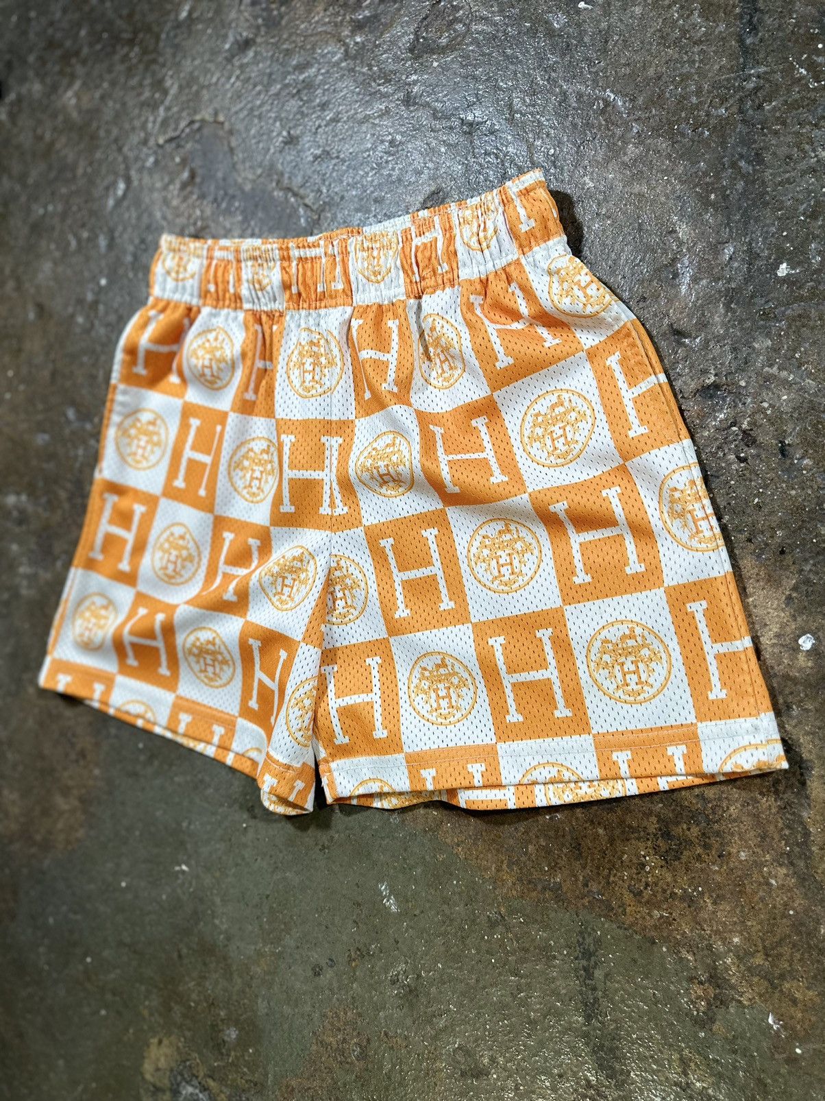 Bravest Studios BRAVEST STUDIOS SHORTS SZ M ORANGE H NBA DESIGNER BASKETBALL Size US 32 / EU 48 - 4 Thumbnail