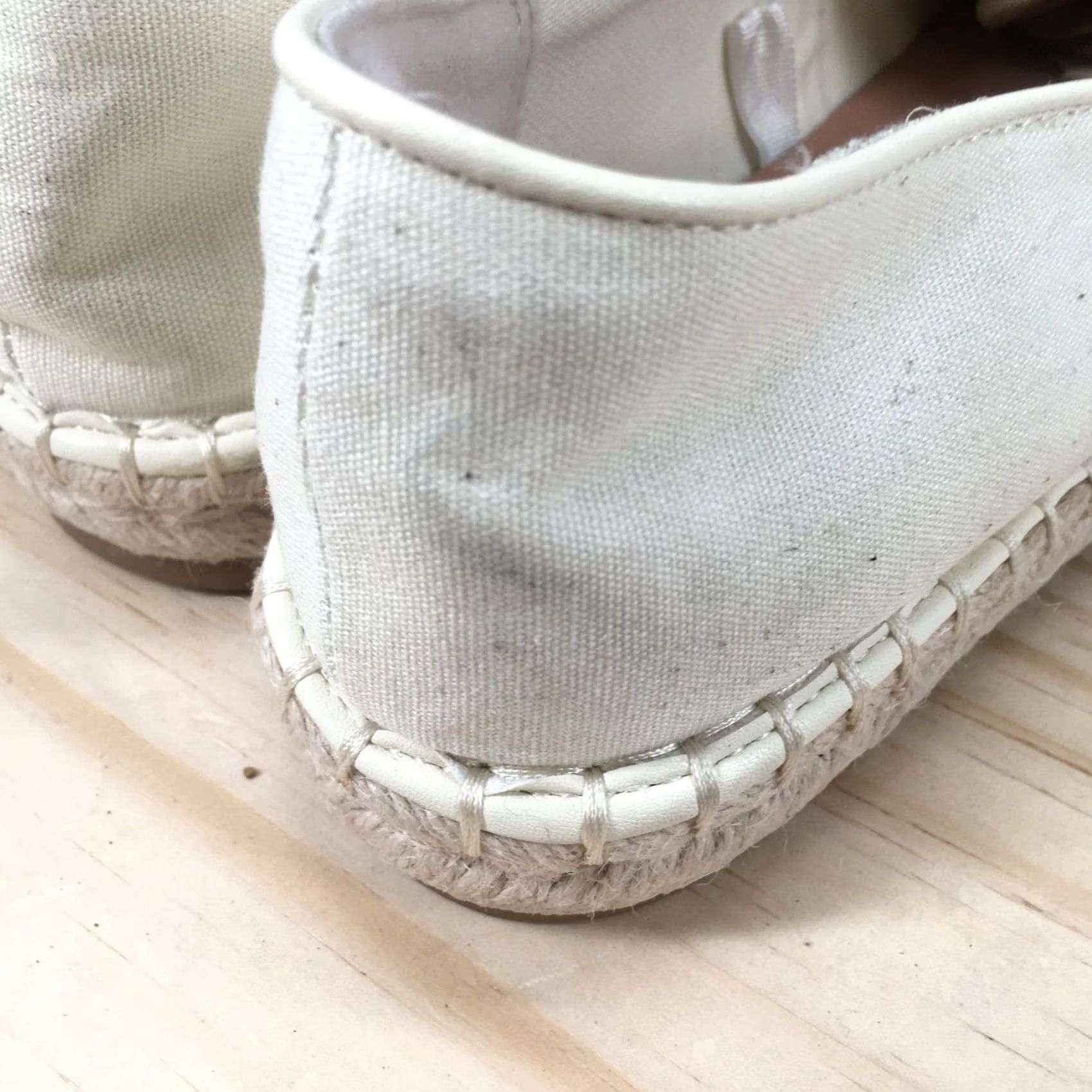 Vintage Universal Thread Shoes Womens 6.5 Cap Toe Slip On Flats Espadrille Beige Canvas Shoes Womens Cap Toe Slip-On Flats Beige Canvas Size ONE SIZE - 4 Thumbnail
