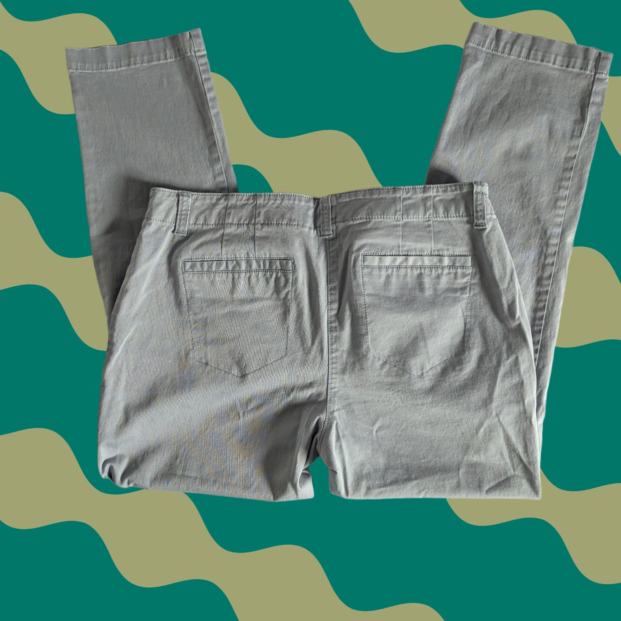 Vintage New York & Co Gray Cargo Zip Pocket Straight Leg Pants Women's 8 Regular Cotton Blend Casual Size 30" / US 8 / IT 44 - 1 Thumbnail
