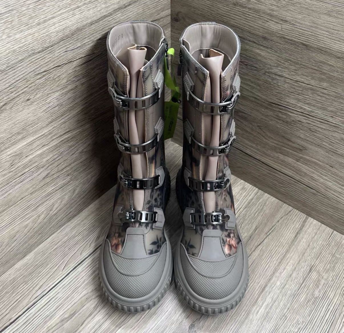Dior Dior Grey Floral Buckle Martin Boots J41 Size US 7 / IT 37 - 3 Thumbnail
