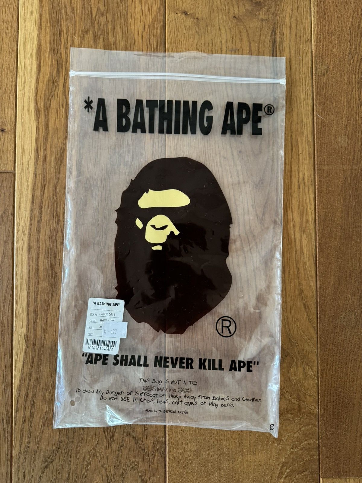 Bape BAPE Milo Tee White Red Size US L / EU 52-54 / 3 - 7 Thumbnail