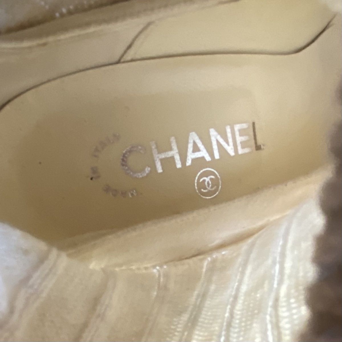 Chanel Chanel knit sock and patent leather Heels Size US 8.5 / IT 38.5 - 10 Thumbnail