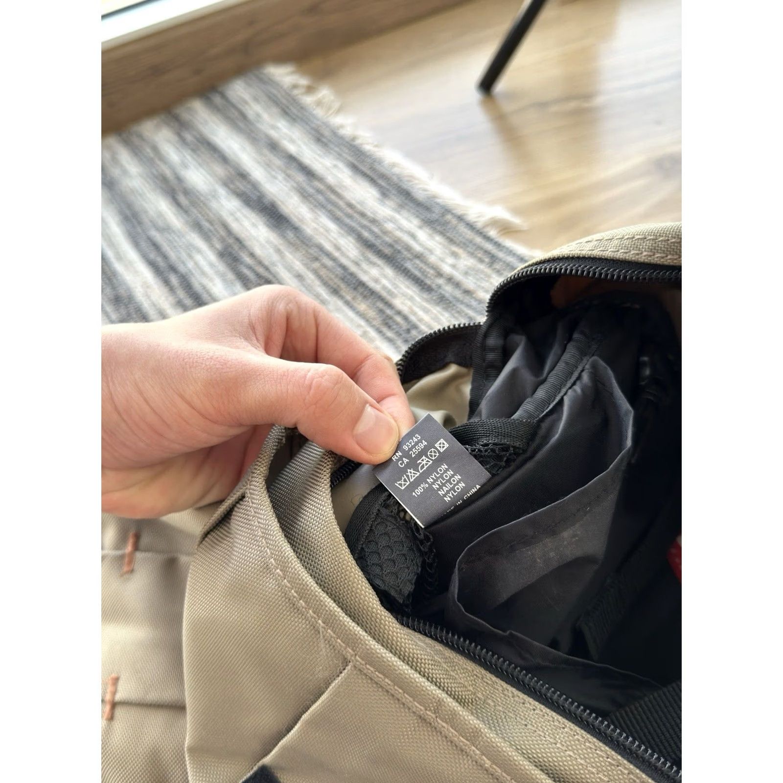 Diesel VINTAGE Diesel Shoulder Bag Unisex Adults Nylon Beige 90s Y2K Classic Streetwear Outdoor University Bag Mens Size ONE SIZE - 8 Thumbnail