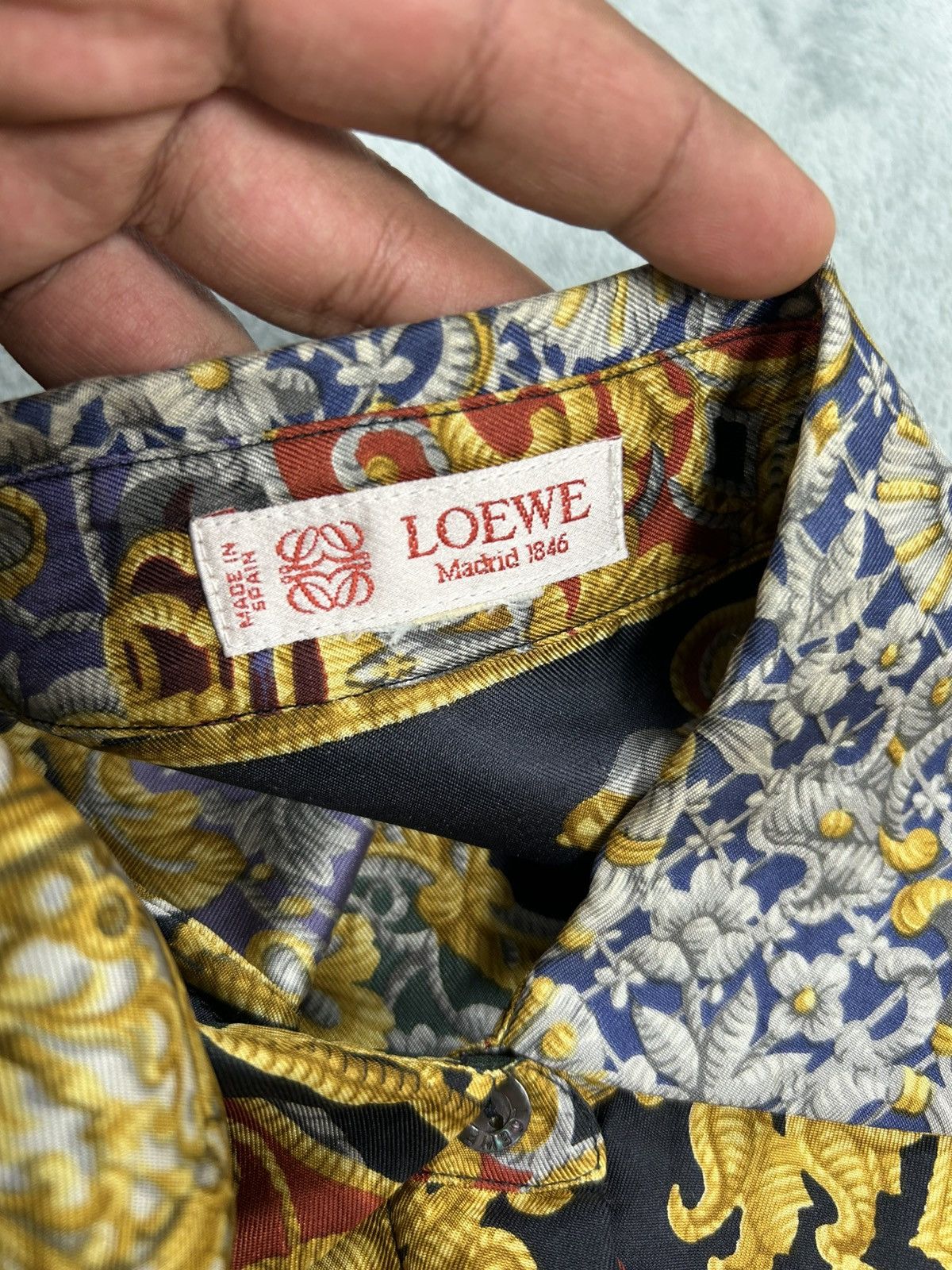 Loewe Vintage Loewe ‘El Rocio’ Silk Baroque Button Up Size US M / EU 48-50 / 2 - 11 Thumbnail