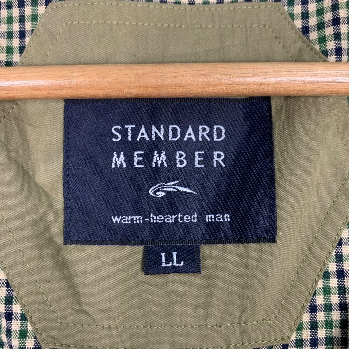 Vintage STANDARD MEMBER WARM HEARTED MAN VEST #0387-C18 Size US L / EU 52-54 / 3 - 18 Thumbnail