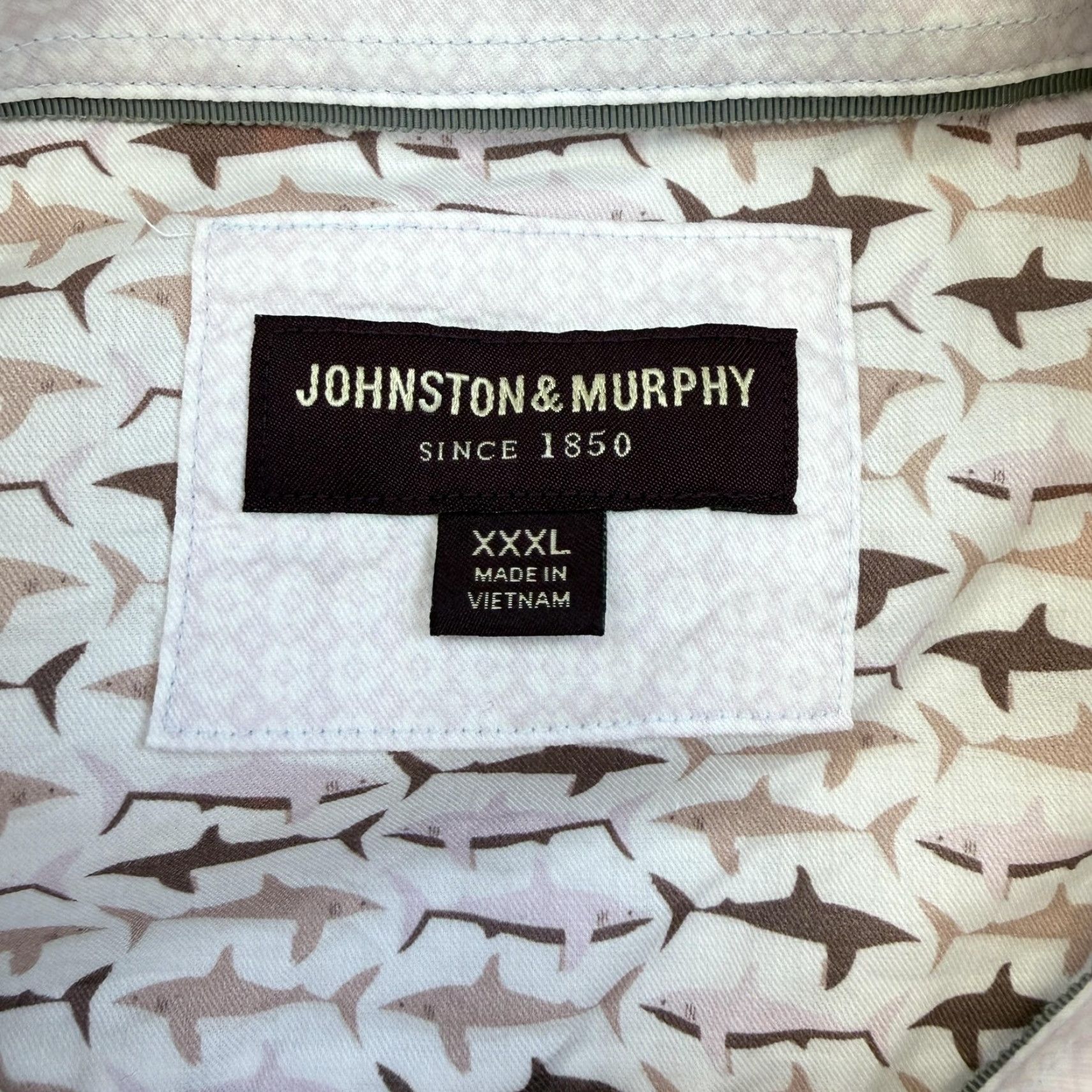 Johnston & Murphy Johnston & Murphy Shirt Mens 3XL White Short Sleeve Button-Up Nautical Graphic Print Pocketed Pocket Shark Print Casual Size US XXL / EU 58 / 5 - 5 Thumbnail
