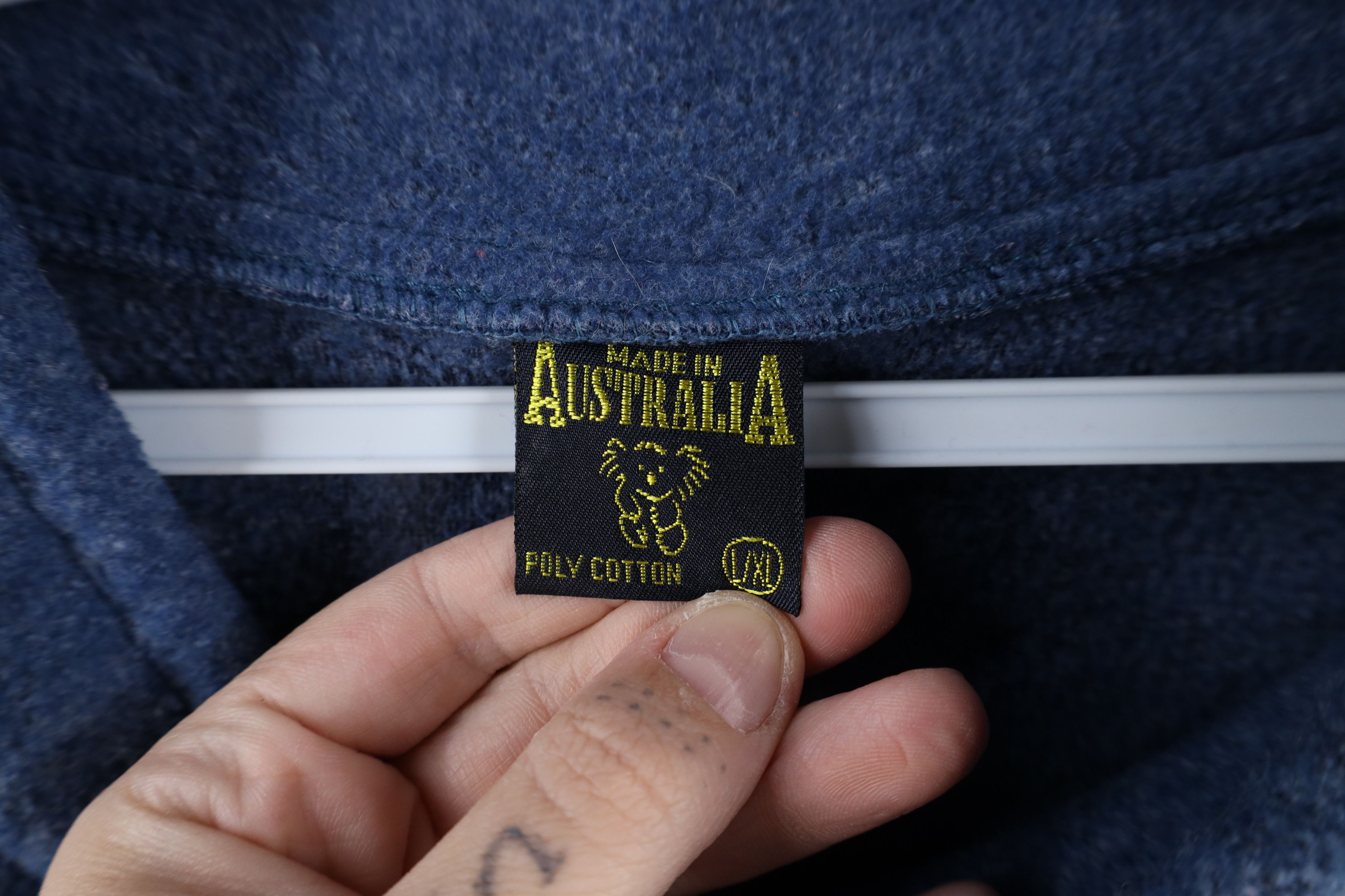 Vintage Vintage 90s Streetwear Out Perth Australia Fleece Sweater Size US L / EU 52-54 / 3 - 5 Thumbnail