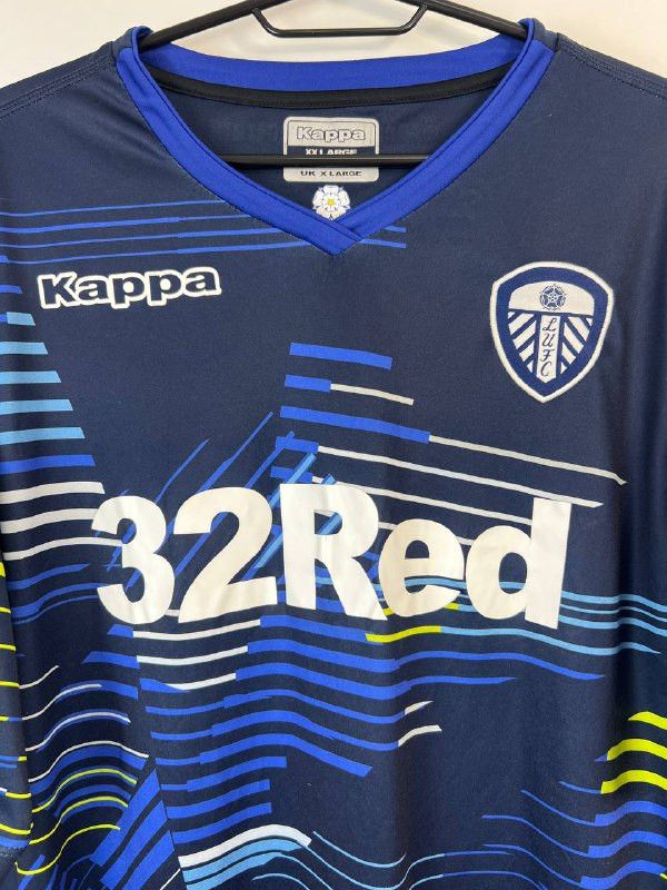 Kappa LEEDS UNITED 2018 2019 AWAY SHIRT KAPPA 32RED CLIPPER XXL Size US XXL / EU 58 / 5 - 2 Thumbnail