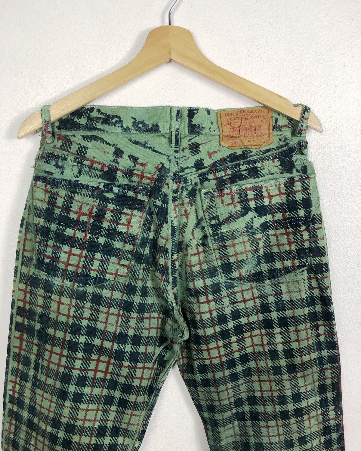 Levi's Vintage Distressed Levi's 501 X Vortex OVP Jeans Made in USA Size US 31 - 8 Thumbnail