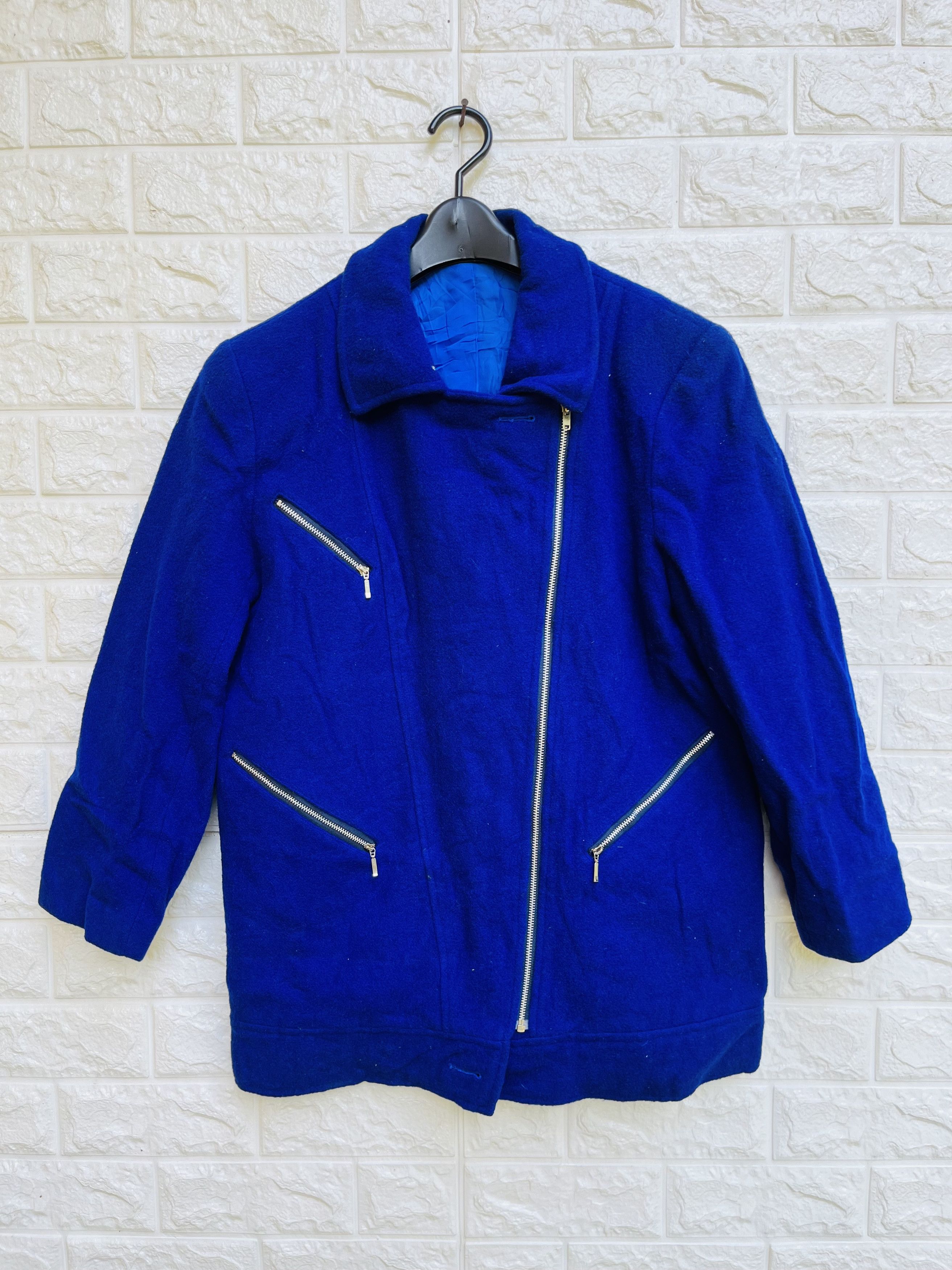 Japanese Brand × Vintage Vintage Blue Designer Fashion Style Jacket Size L / US 10 / IT 46 - 1 Thumbnail