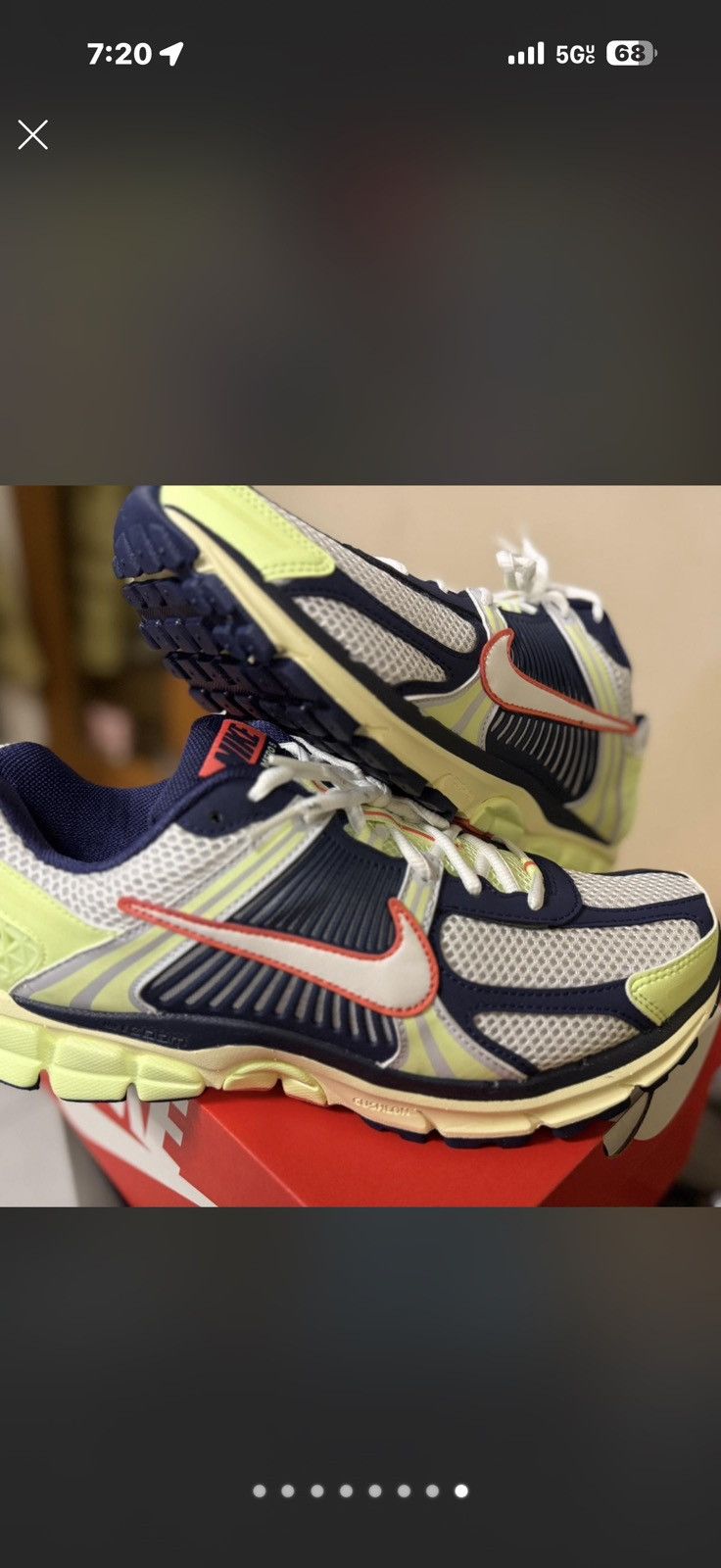 Nike Vomero 5 Lightning Size US 10.5 / EU 43-44 - 1 Thumbnail
