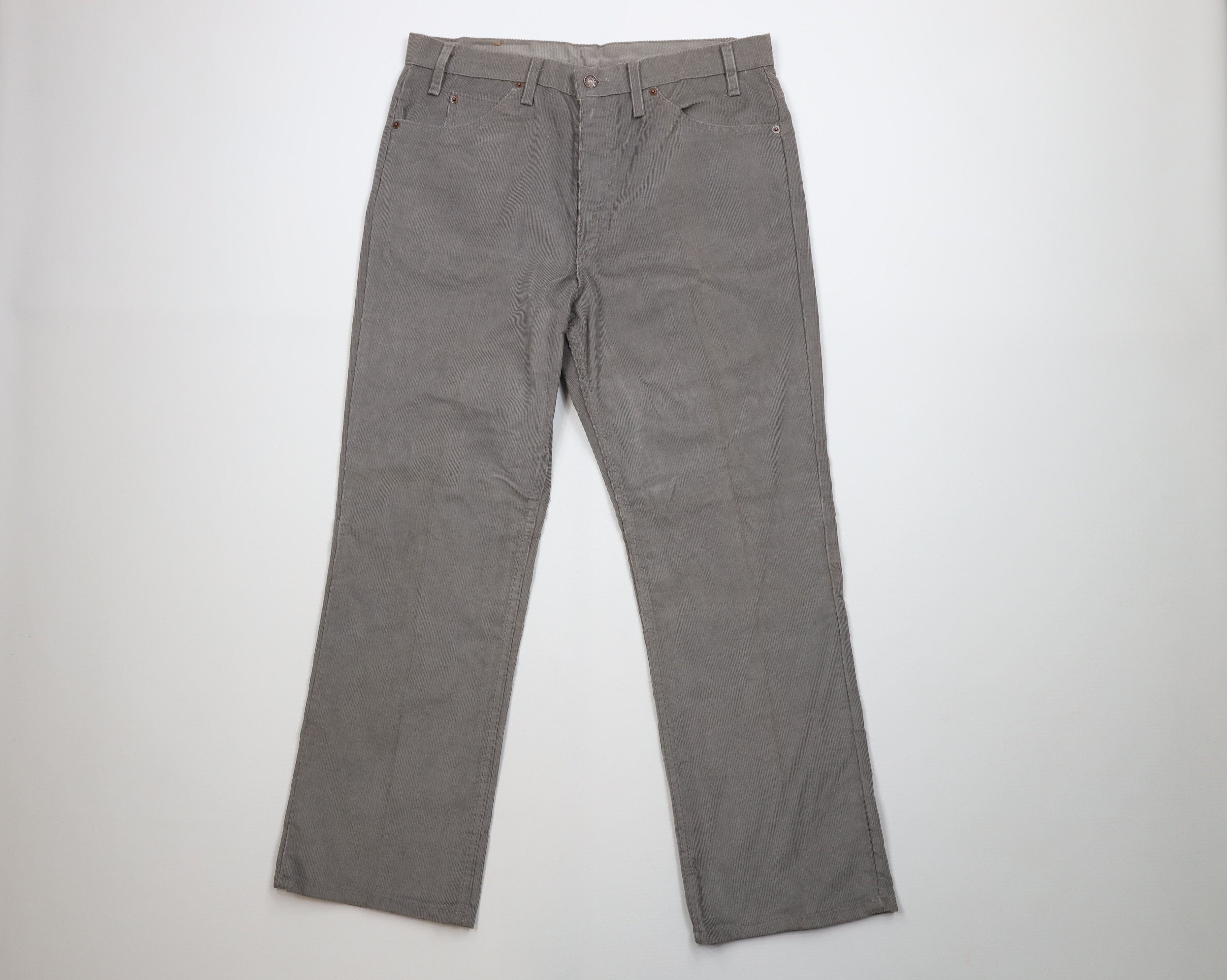 Levi's Vintage 80s Levis 517 Wide Leg Bootcut Corduroy Pants Size US 36 / EU 52 - 1 Thumbnail