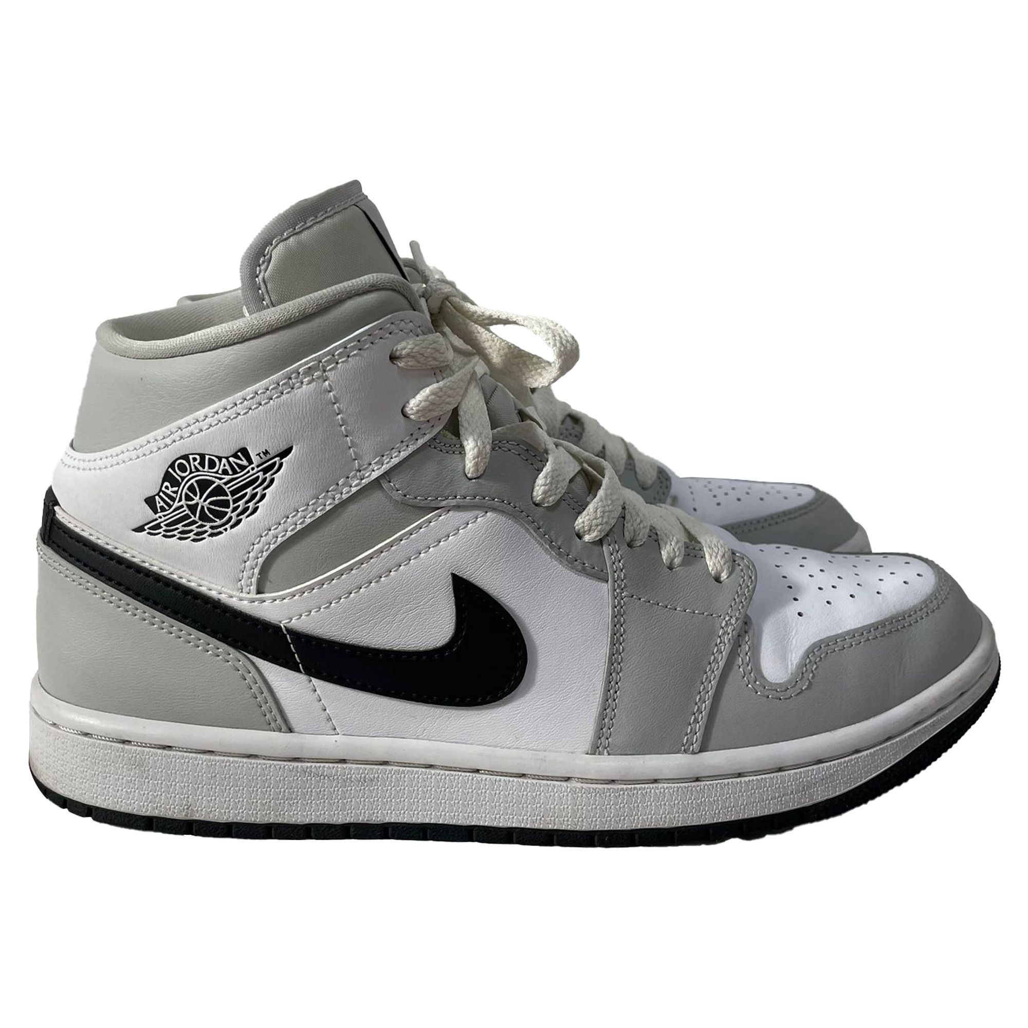 Nike Nike Jordan 1 Mid Light Sneakers in Grey Leather Size US 7.5 / EU 40-41 - 1 Thumbnail
