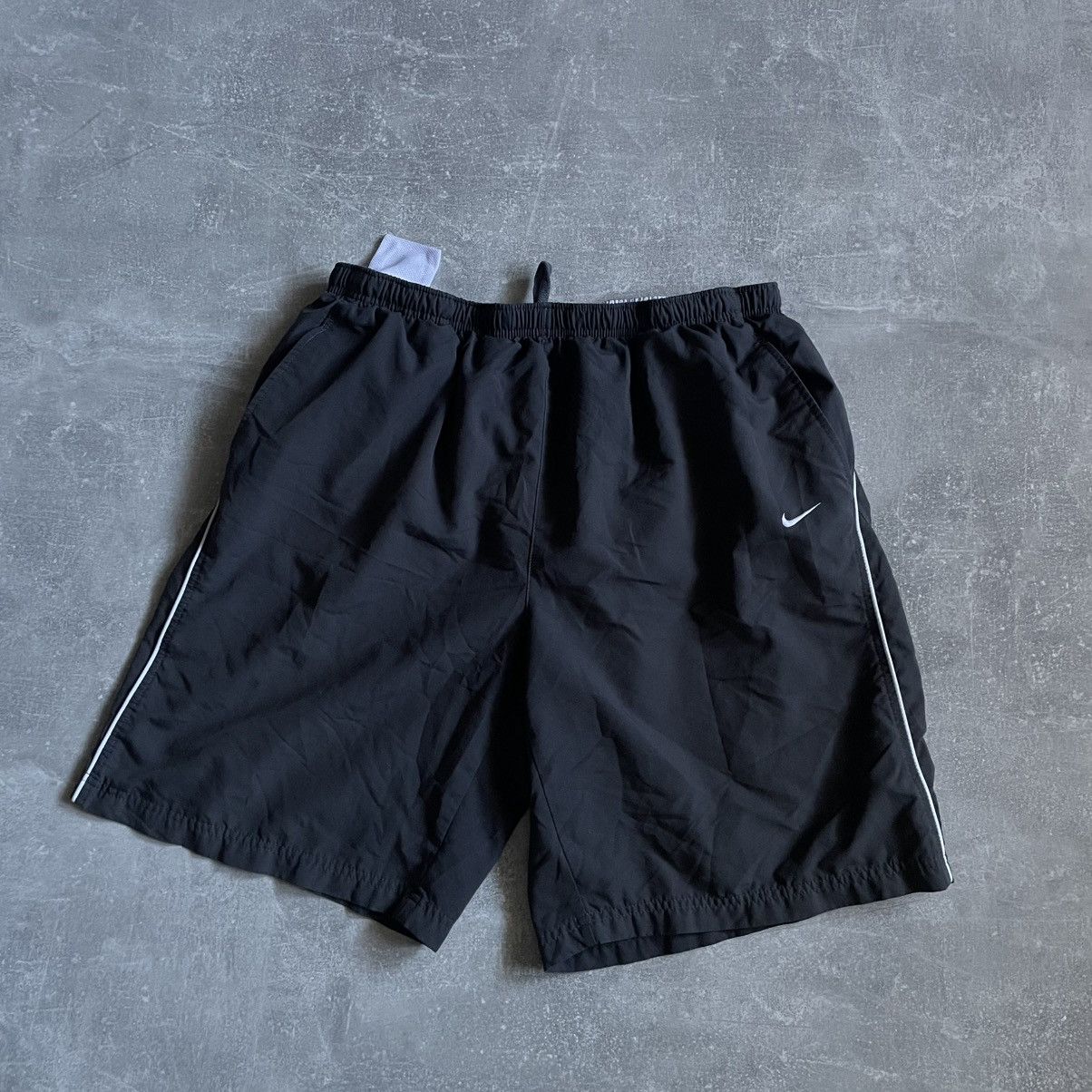 Nike Vintage Y2K Nylon Nike Shorts 00s Drill band tn shox corteiz Size US 36 / EU 52 - 1 Thumbnail